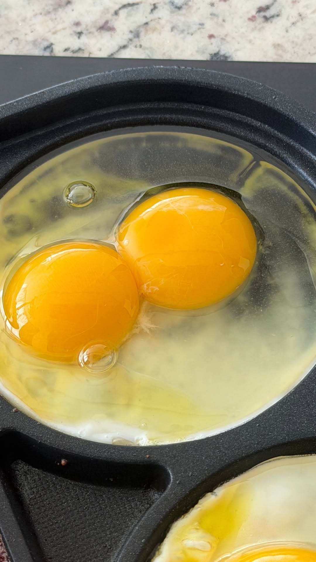 “CB百蓝_。260319利特 ins story更新： 