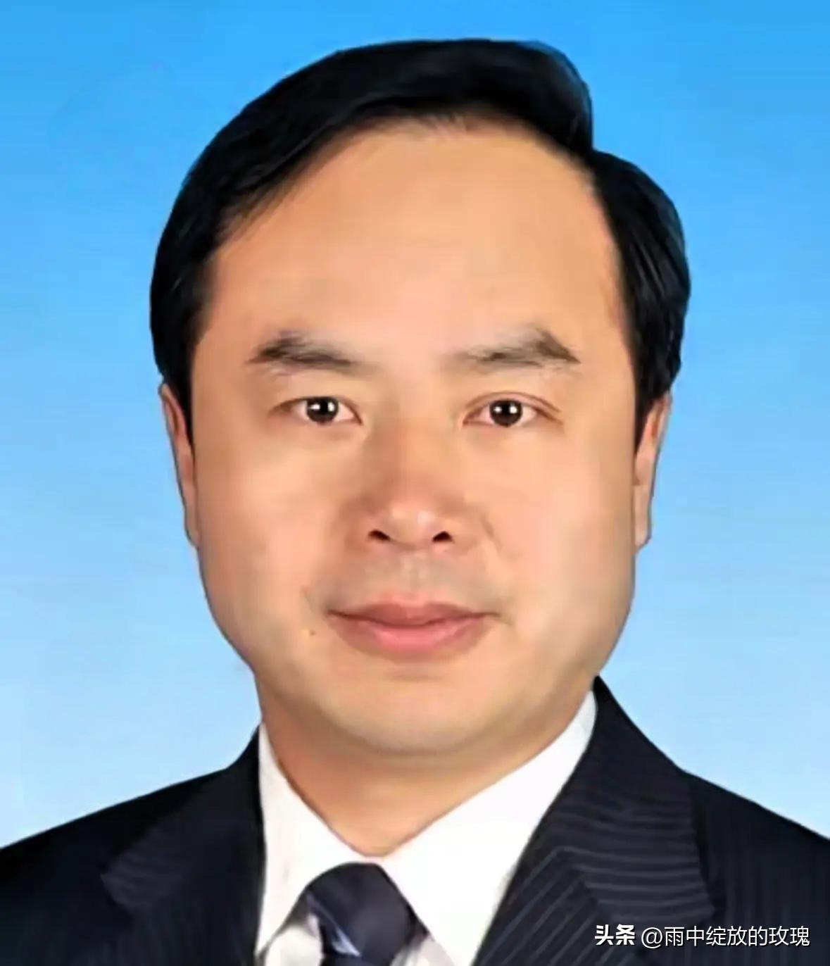 64岁王奇被查！知纪违纪，更值得深思
  
64岁王奇涉嫌严重违纪违法接受审查调