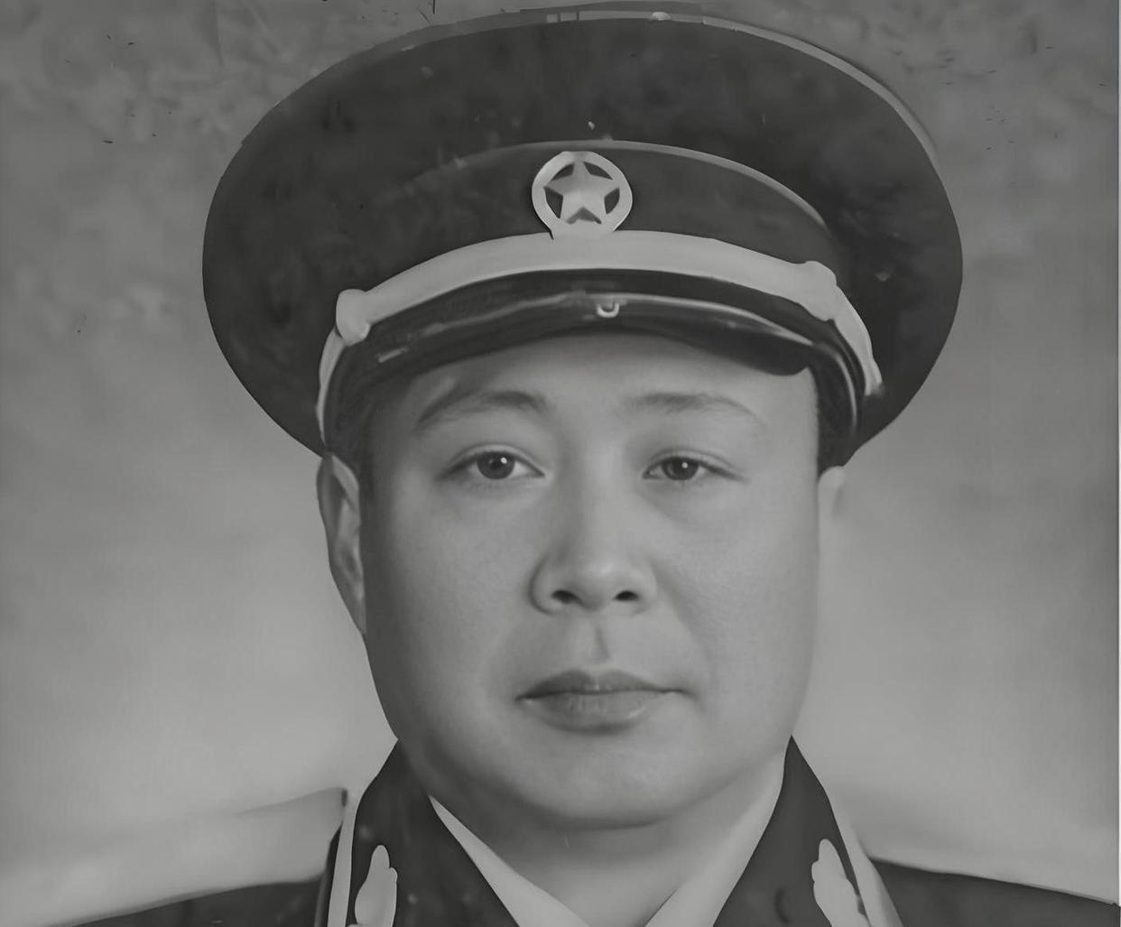 1955 年授衔时，老红军罗厚福仅被授予大校，而他的搭档王树声是大将、他曾救下的