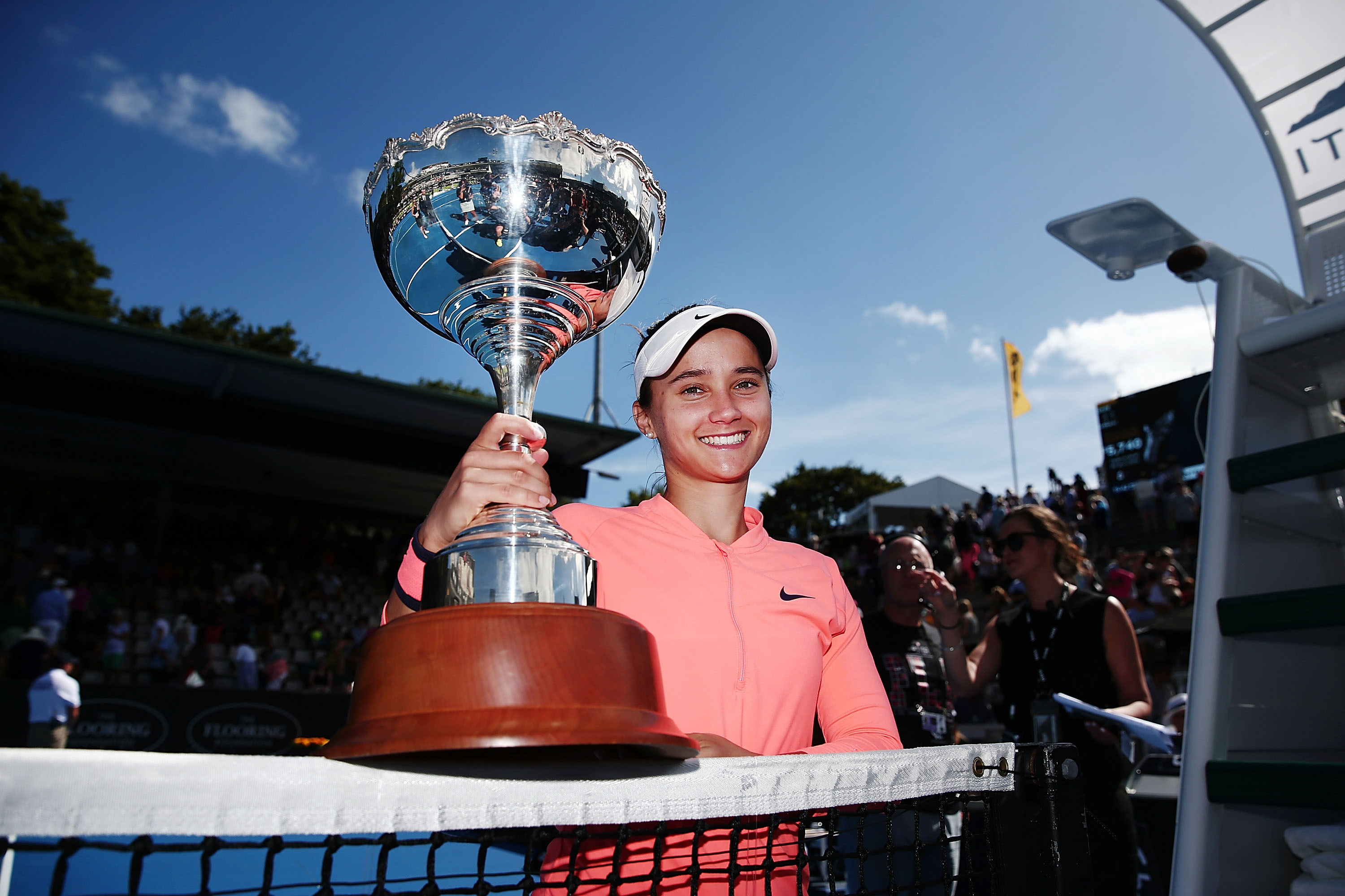 戴维斯宣布退役🎙32岁的美国选手戴维斯宣布告别职业网坛。她职业生涯最高排名第2