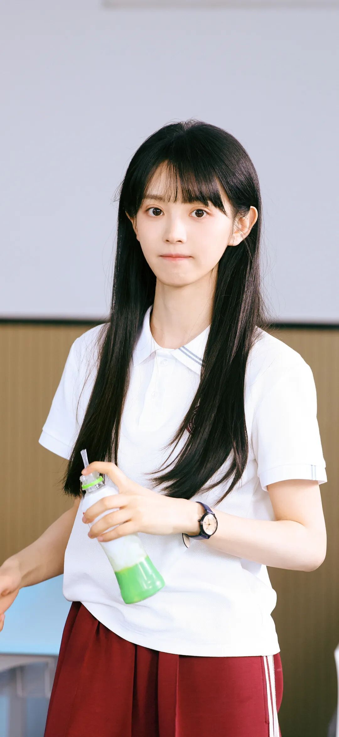 田曦薇wechat聊天壁纸｜无水印壁纸｜可爱背景图｜天才女友 