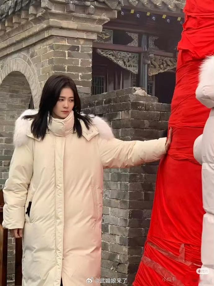 曾舜晞，孟子义，白鹿，陈鑫海都去大孤山了，在同一个地方拍照，应该是很灵吧 