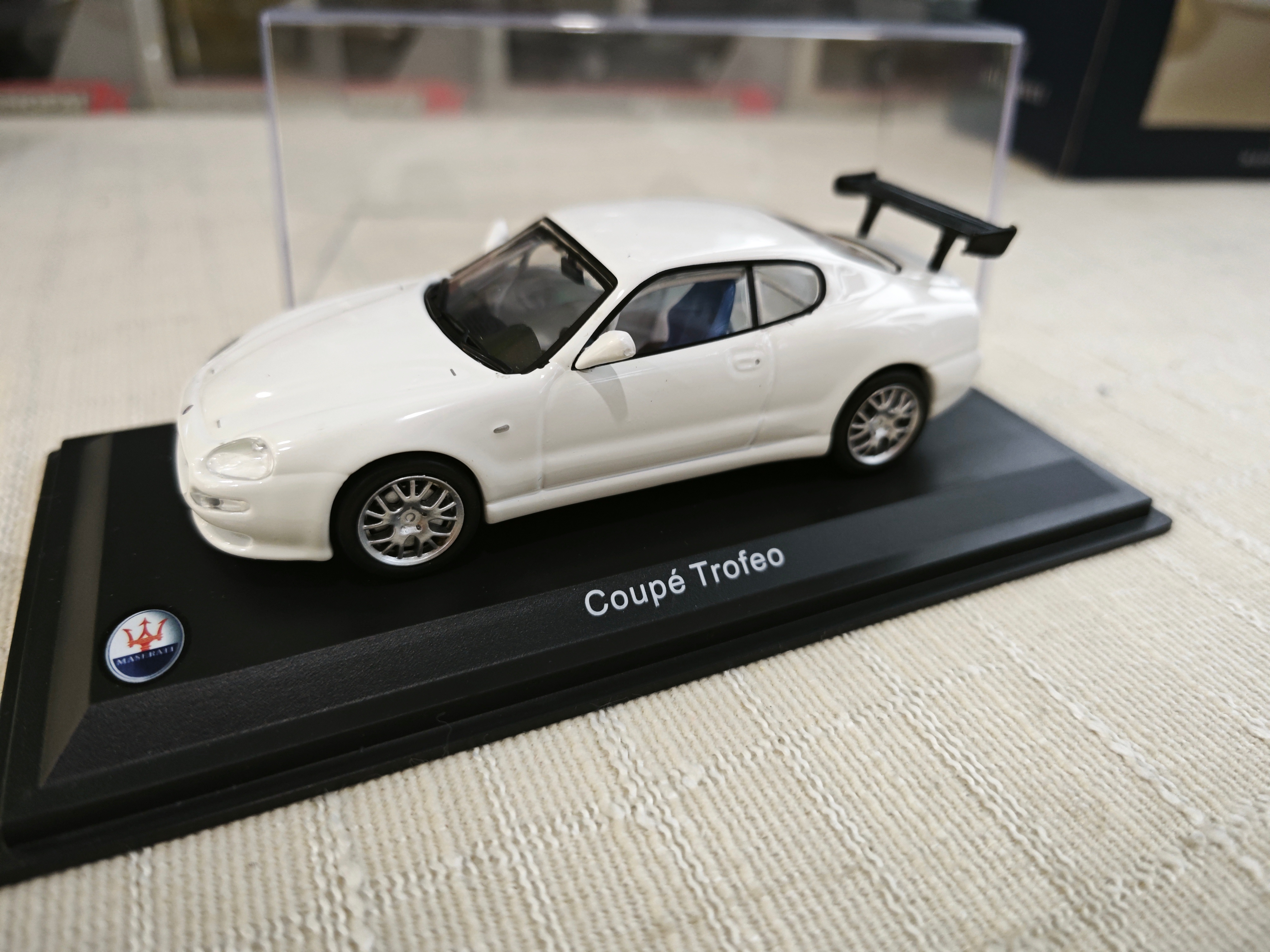 30天模型连送挑战 第66期今天【抽奖】送出的是： 1:43 玛莎拉蒂 Mase