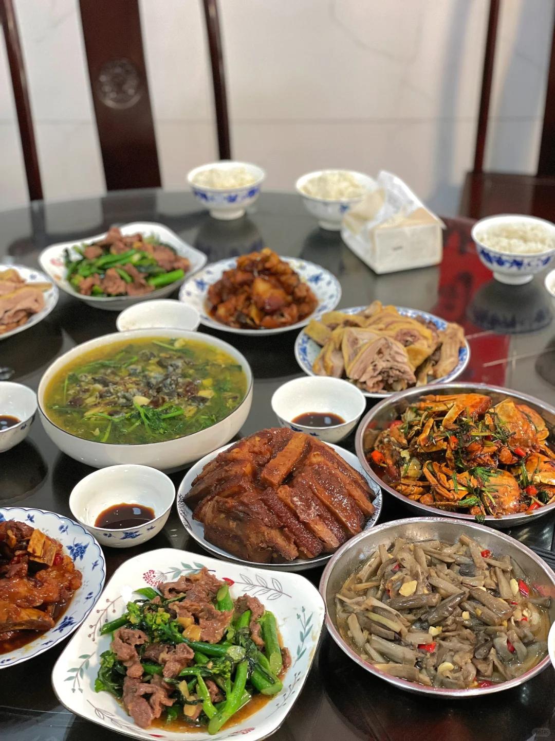 丢人丢大发了！前几天，我从河南自驾2000公里，去找广西的朋友玩，他拿出自家酿的