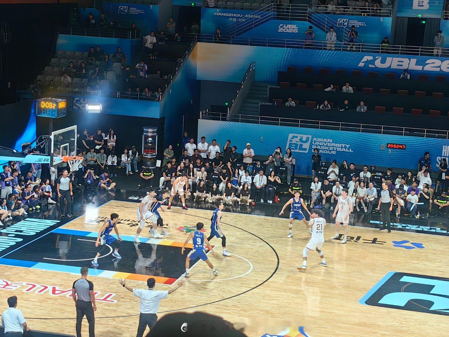 AUBL2026延世大学VS北京大学，第三节比赛近半，场上比分63：62，北京大