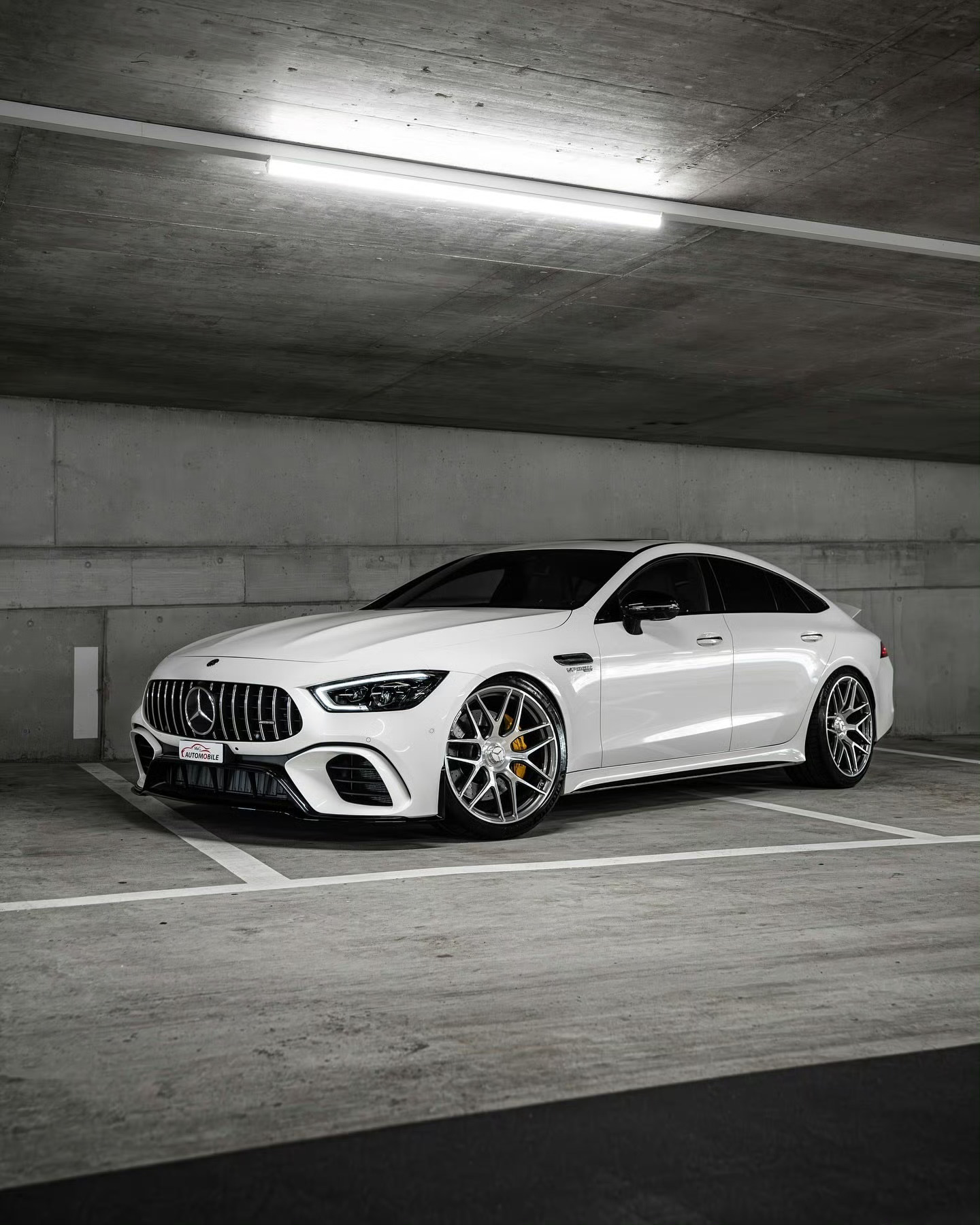 梅赛德斯–AMG GT63S[色][色] ​​​