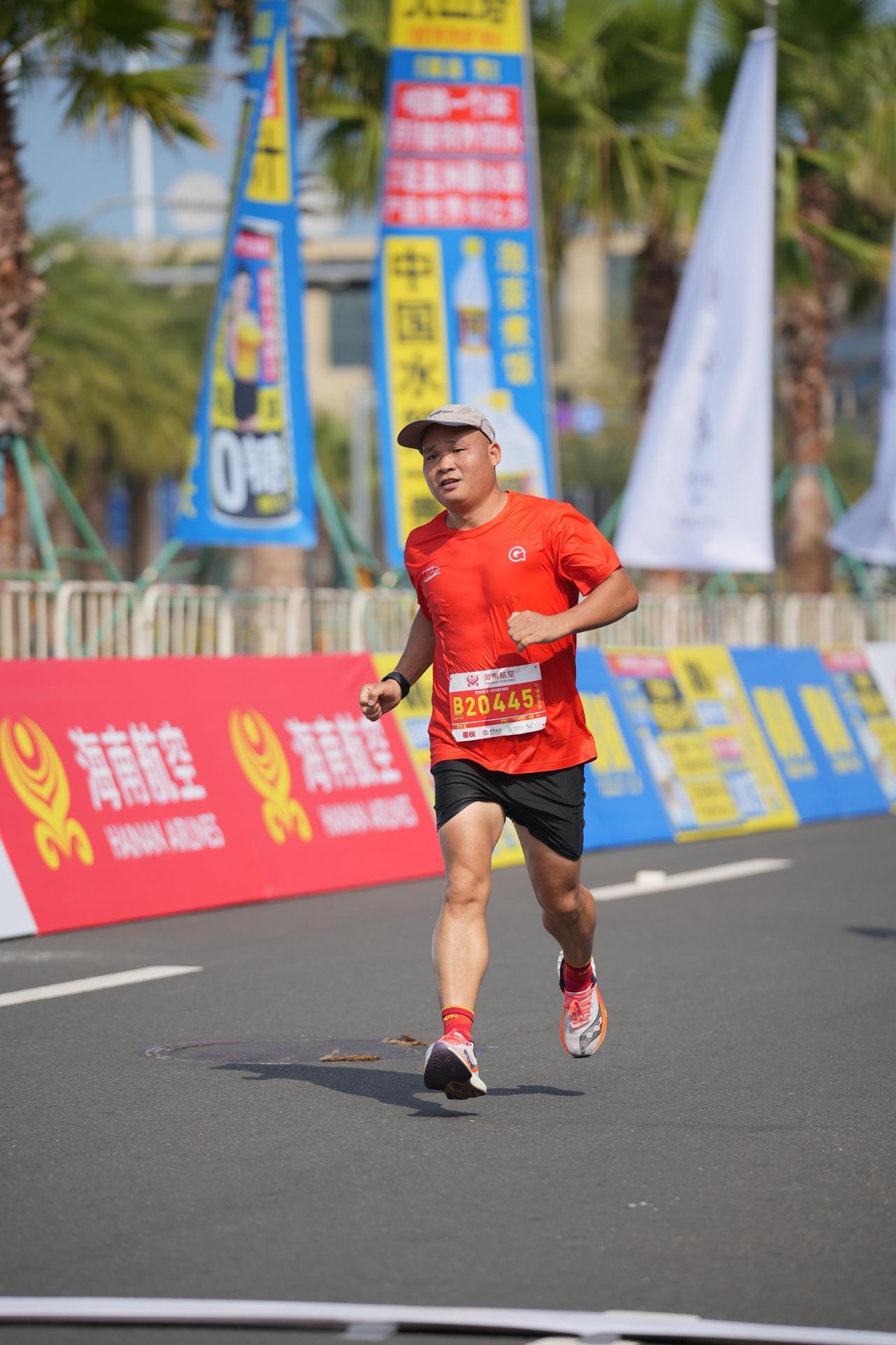 灵山镇，因临空经济而发展的小镇。

提及“灵山镇”或许你会反问：“啥？啥灵山镇？