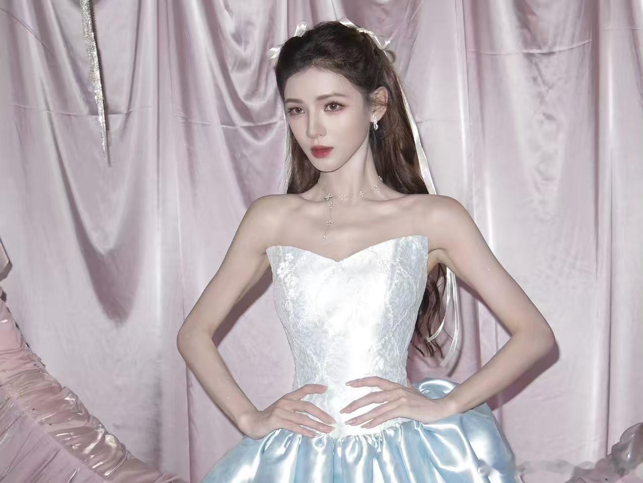 张予曦美少女战士张予曦超级夏晚舞台造型 张予曦美少女战士[流鼻血][流鼻血]张予