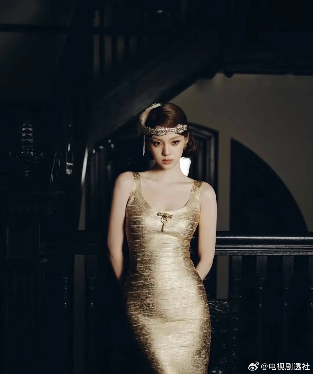 沈月和欧阳娜娜同款发型，谁更适合这个造型？ 