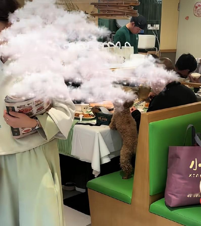 这是哪家饭店？太有爱心了。希望万能的网友能够告知，这到底是哪家餐馆，老板肯定是小