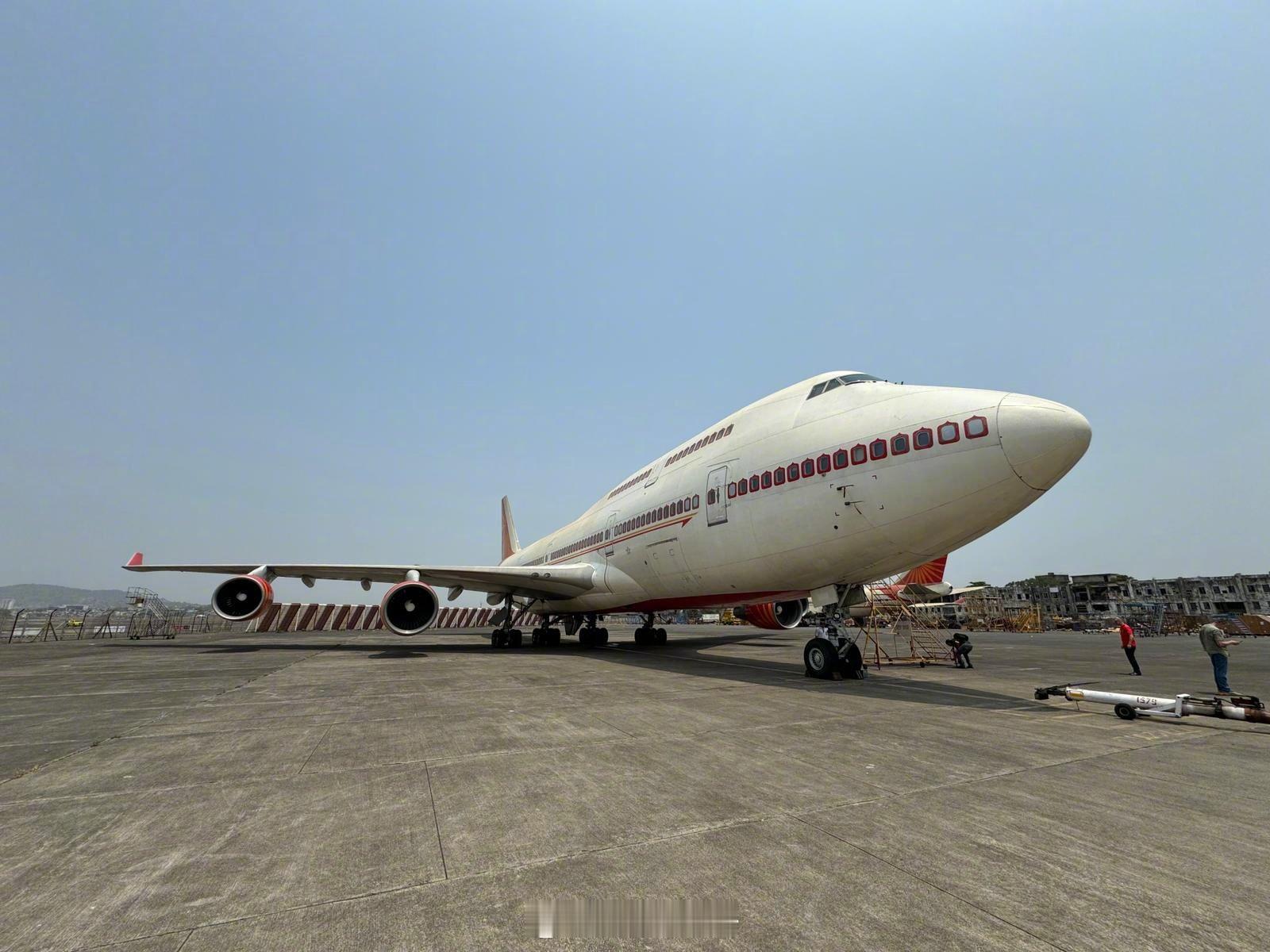 【重生是为了死亡……】前印度航空一架747-400（VT-EVA）在孟买机场历经