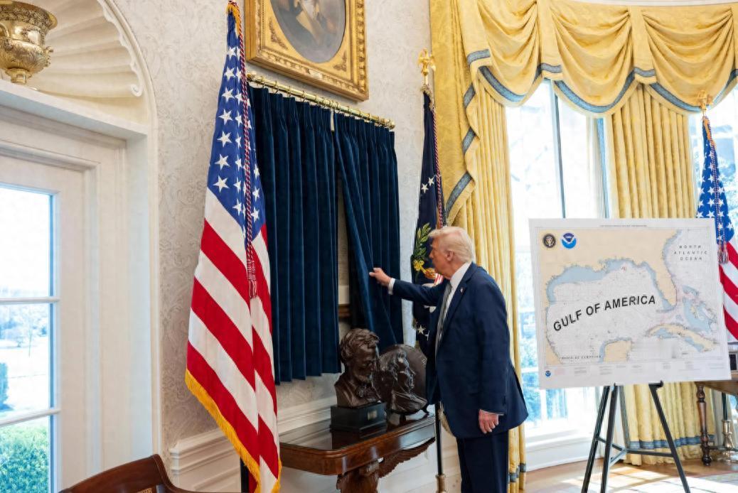 特朗普两头通吃！
坑日本。还让日本感恩戴德。
转头就盯上了中国！

特朗普人还没