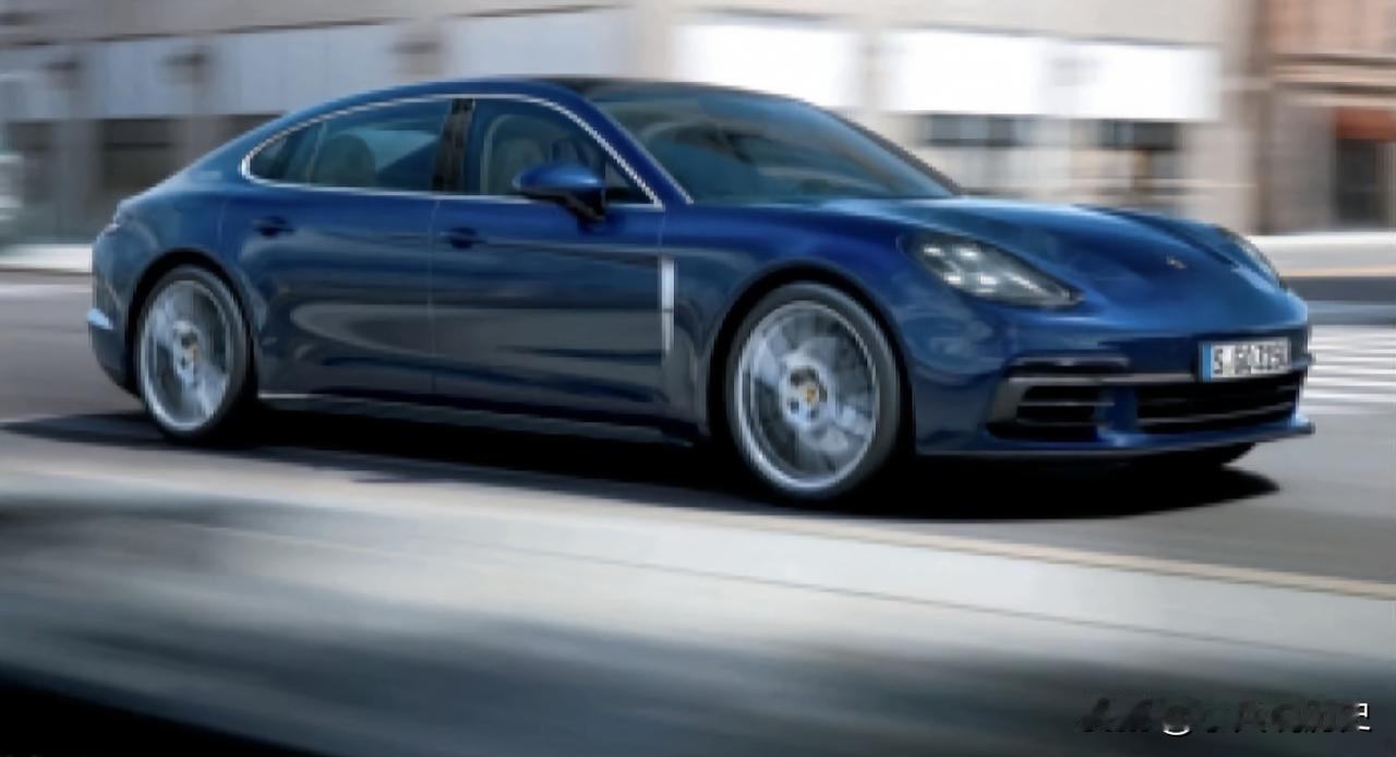 保时捷全新Panamera行政加长版
保时捷以豪华阵容亮相，带来了4月在上海车展