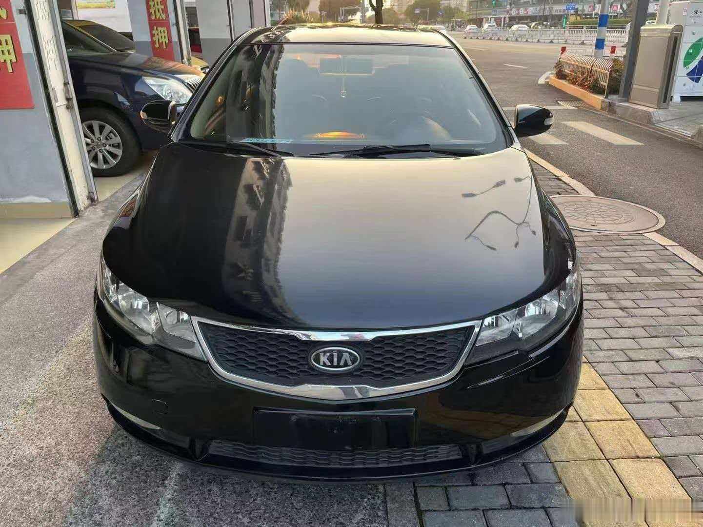 09年12月 起亚 福瑞迪 自动天窗 一手车 12万公里 保险年审到明年12月，