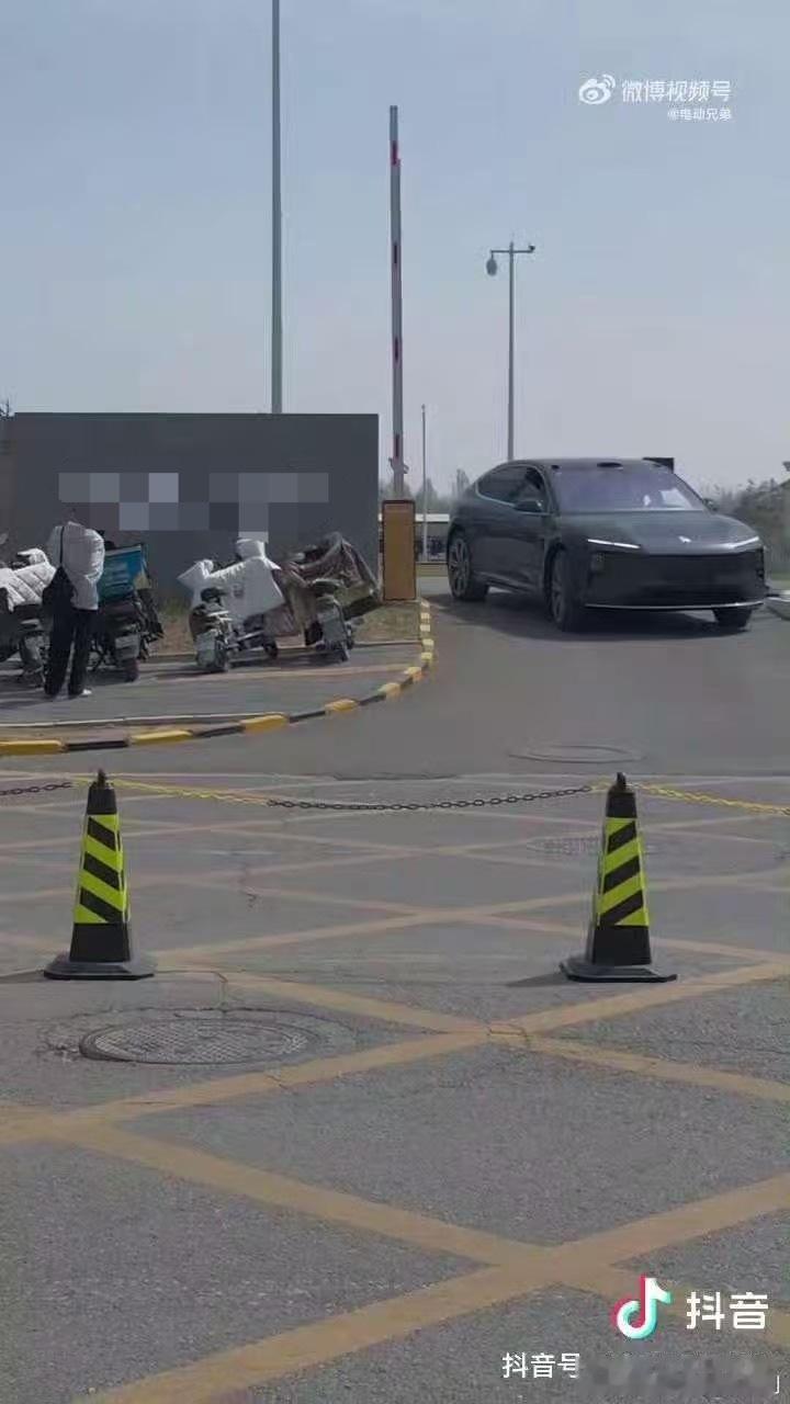 精彩贵圈真精彩出书吧大v聊车 电动大局观观点不一般 蔚来汽车