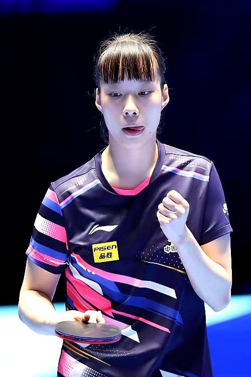 世界第二王曼昱18分钟0-3输给日本选手大藤沙月，6年对日39连胜直接断了，这波