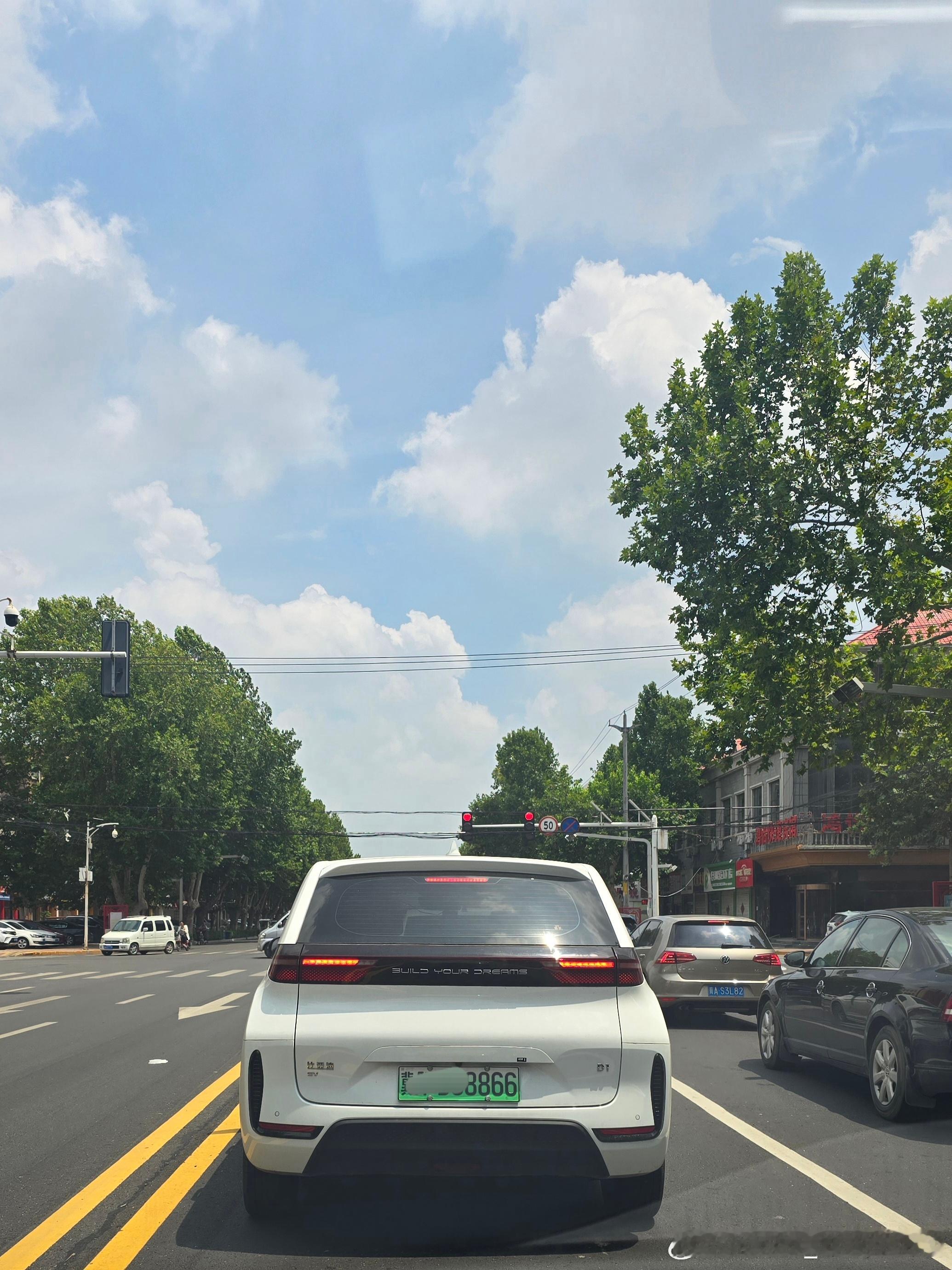这台比亚迪车牌不错[嘻嘻]比亚迪比亚迪d1 ​​​