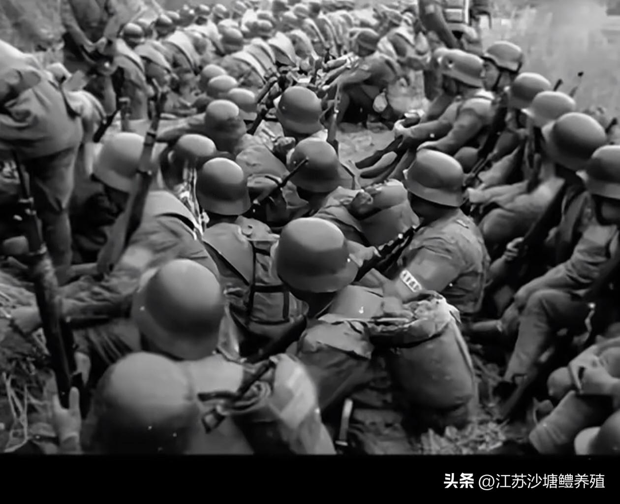 十四年抗战，
山河破碎，
无数将士浴血沙场，
以血肉之躯筑起长城，
终换得民族独