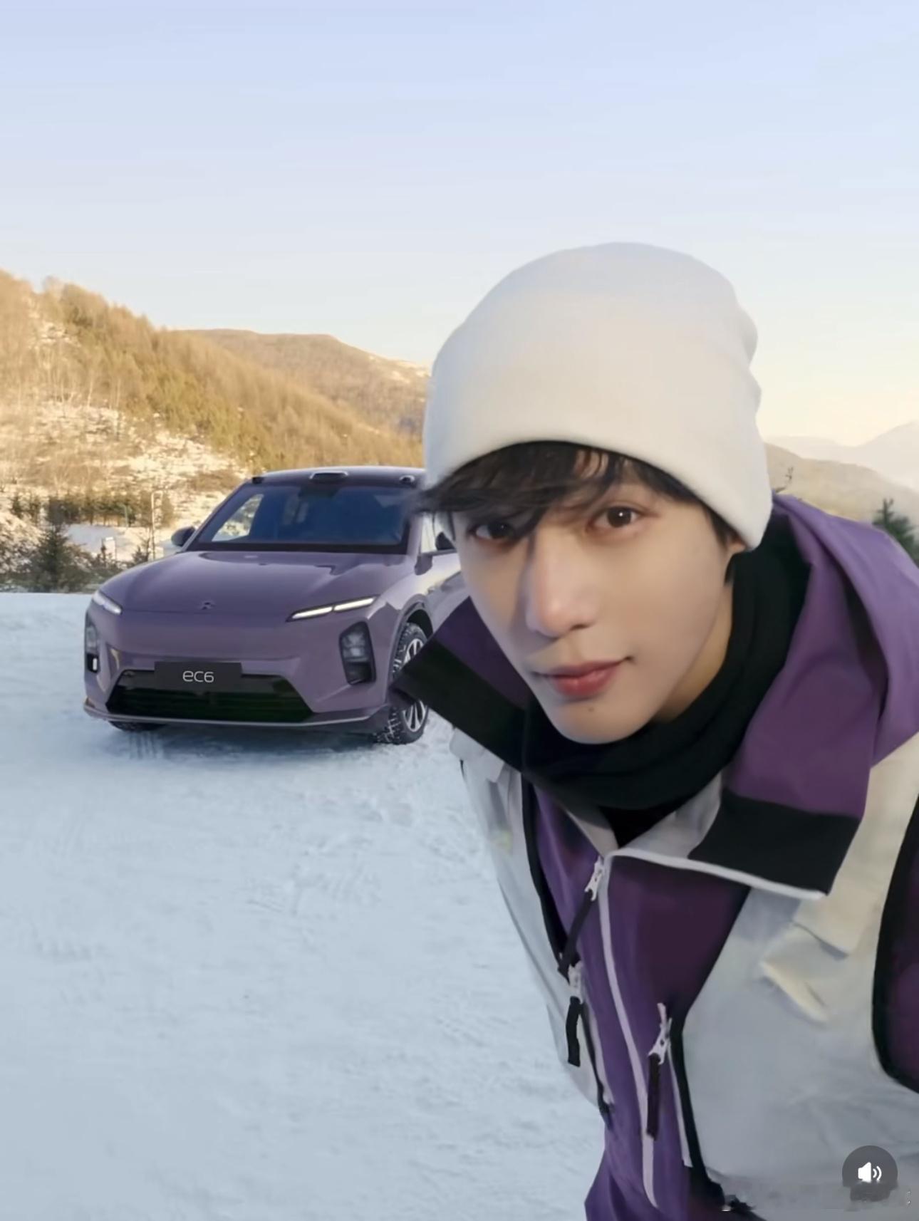 是谁想出让王安宇代言蔚来的？他和这台紫色EC6的适配度绝了……爱上蔚来的审美，就