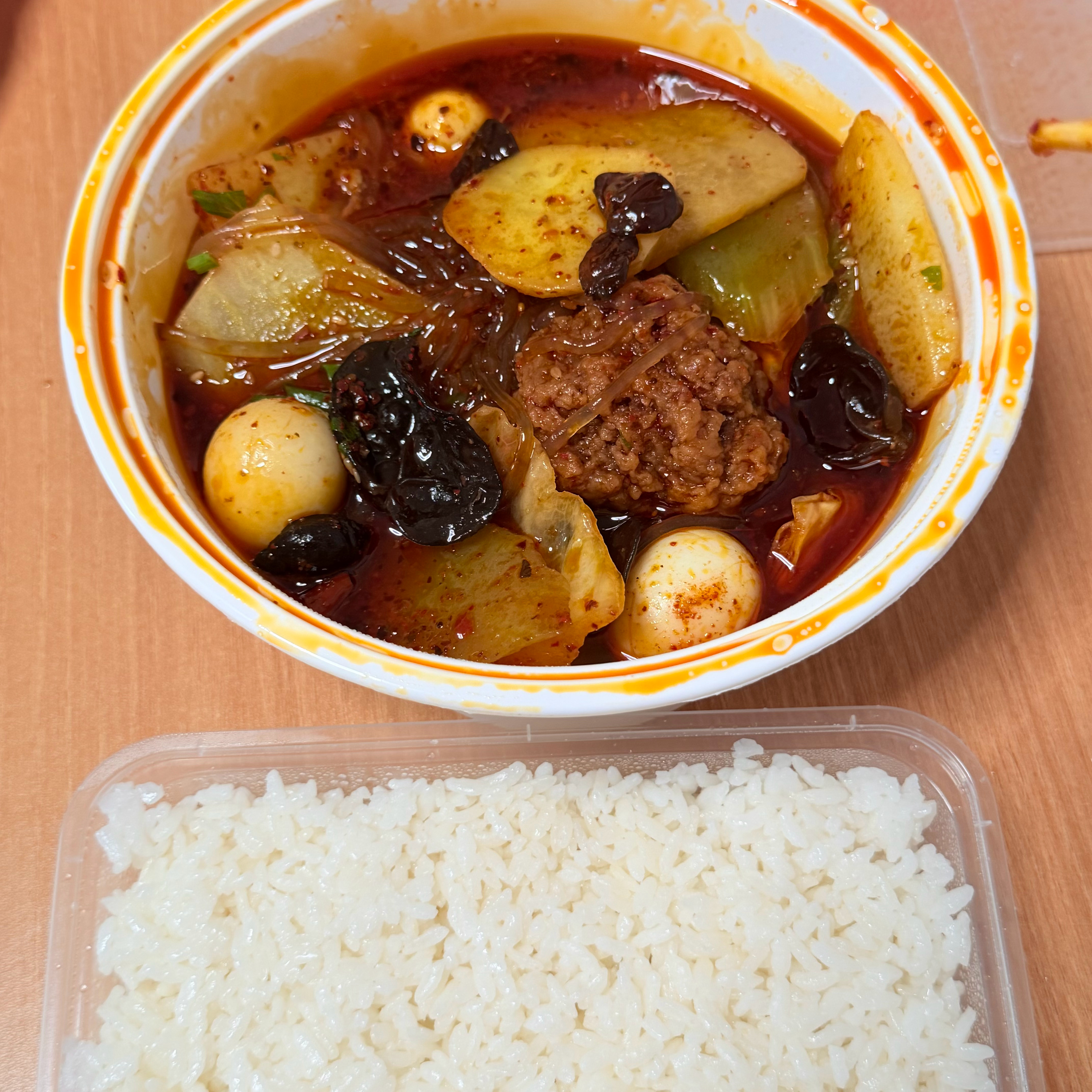 好久没吃冒菜了想吃就吃了