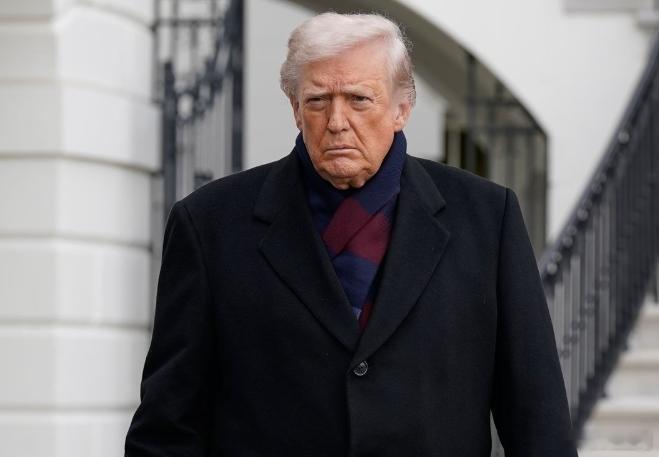 特朗普称怦然心动导演有反特朗普精神病美国知名导演罗布·莱纳及其妻子日前被发现死于