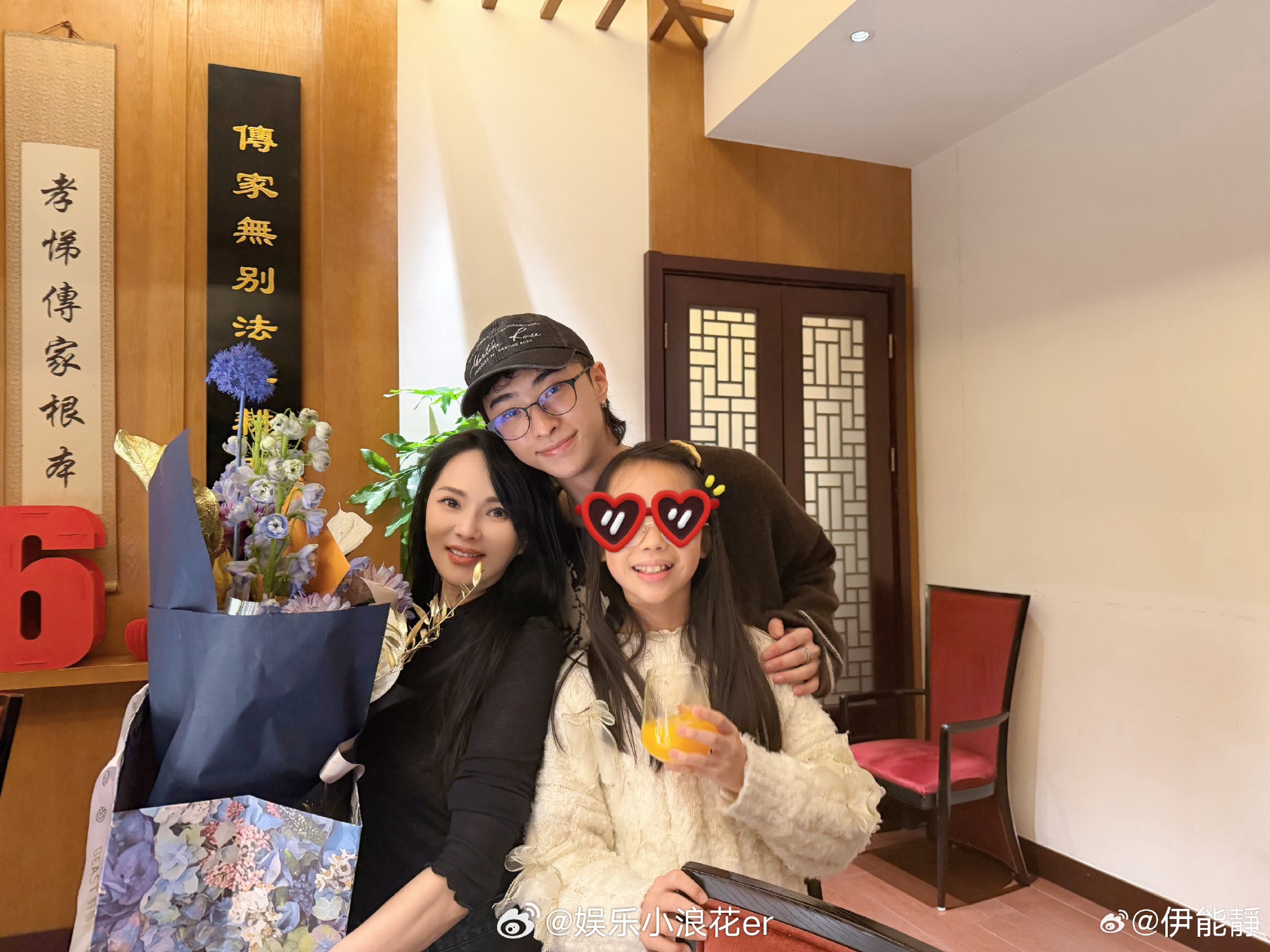 伊能静晒58岁庆生照伊能静 58岁不过是个开始 伊能静发长文纪念58岁生日，她透