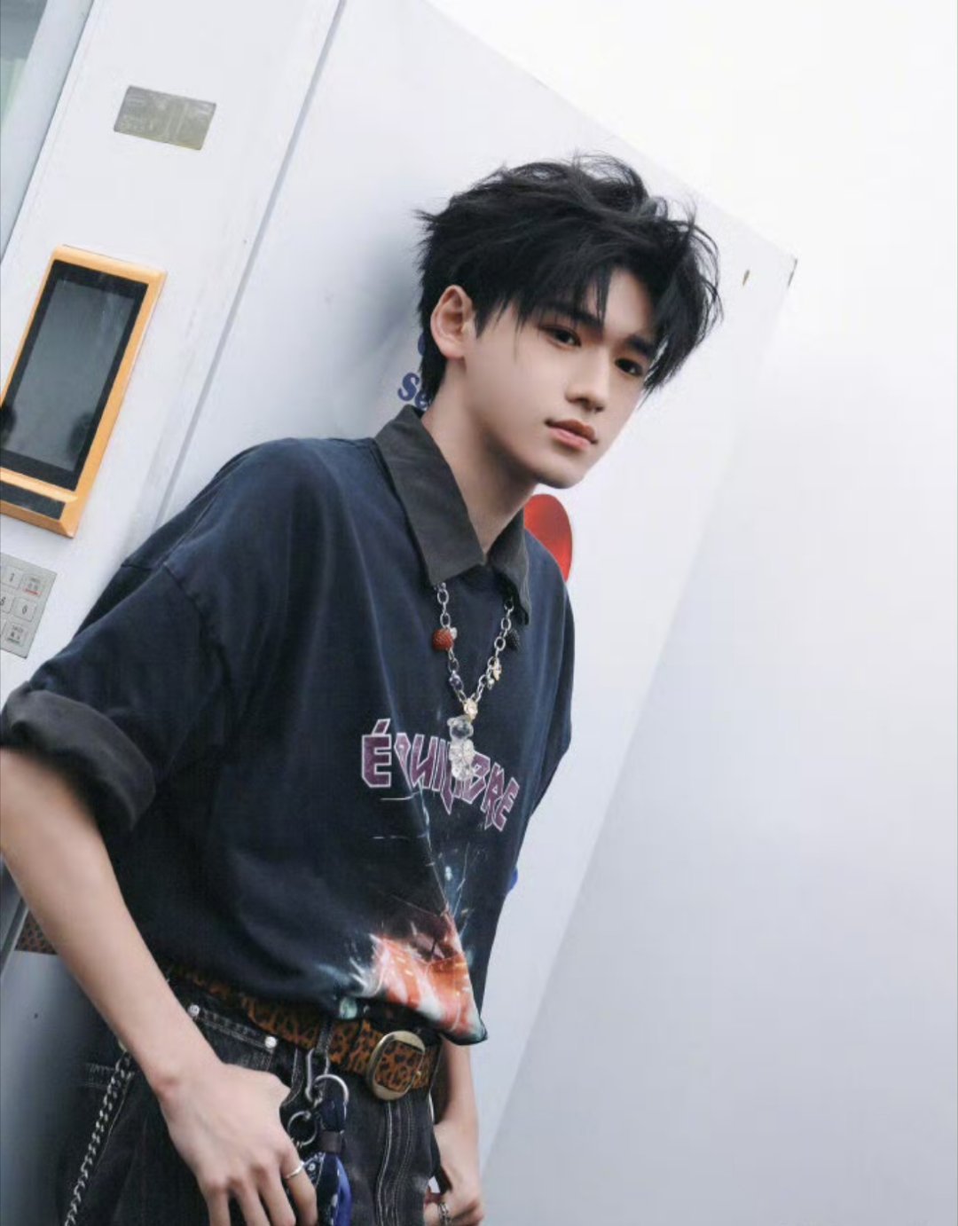 宋亚轩2025最受年轻人喜爱明星恭喜宋亚轩 2026也红红火火一切顺利