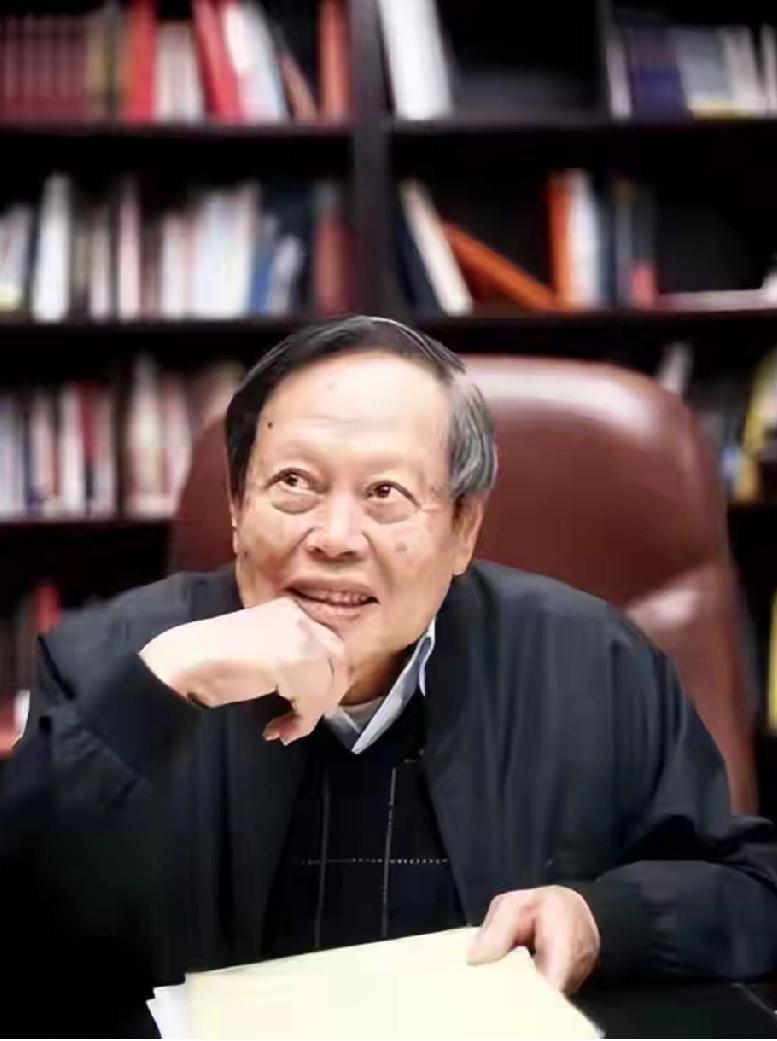 肖庆平西藏自驾意外离世，
61岁科技先锋的最后一程

国庆期间传来一则令人心碎的