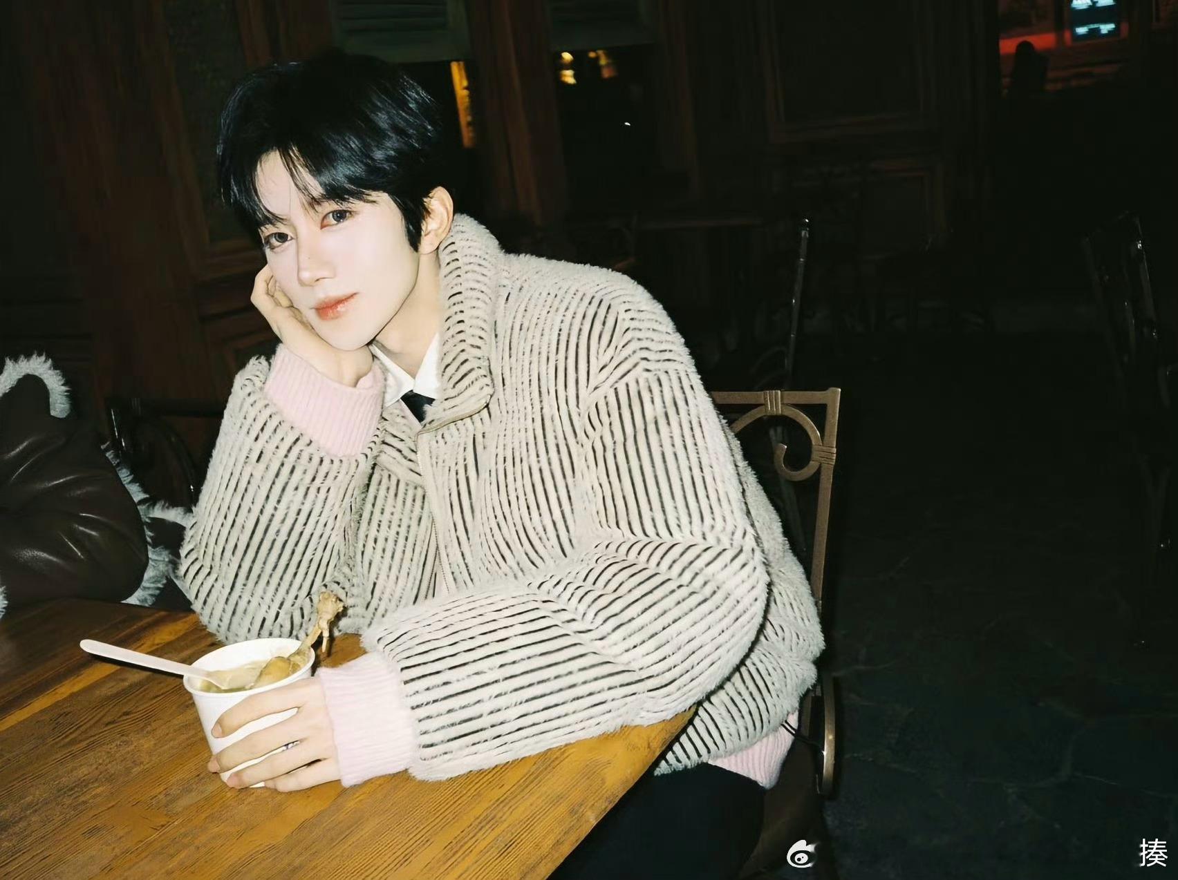 黄星Eliot  ⭐向全世界安利黄星eliot ‎眼里是你，心里也是你，后来我的