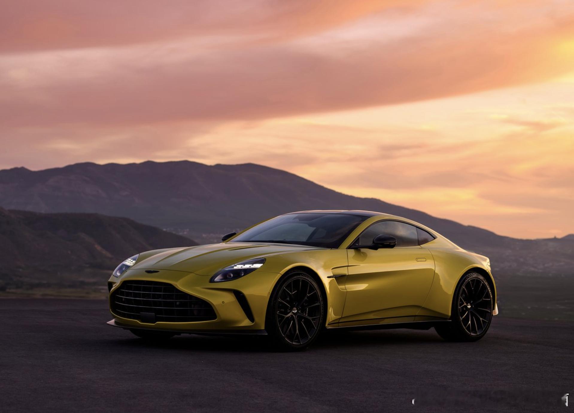 #这是你要的潮车吗# 阿斯顿·马丁新Vantage，4.0L双涡轮增压发动机，6