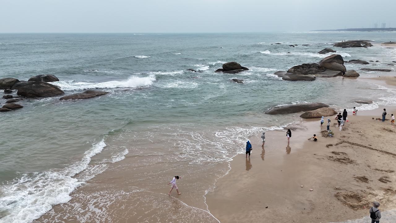 蓝天微风绿海和我