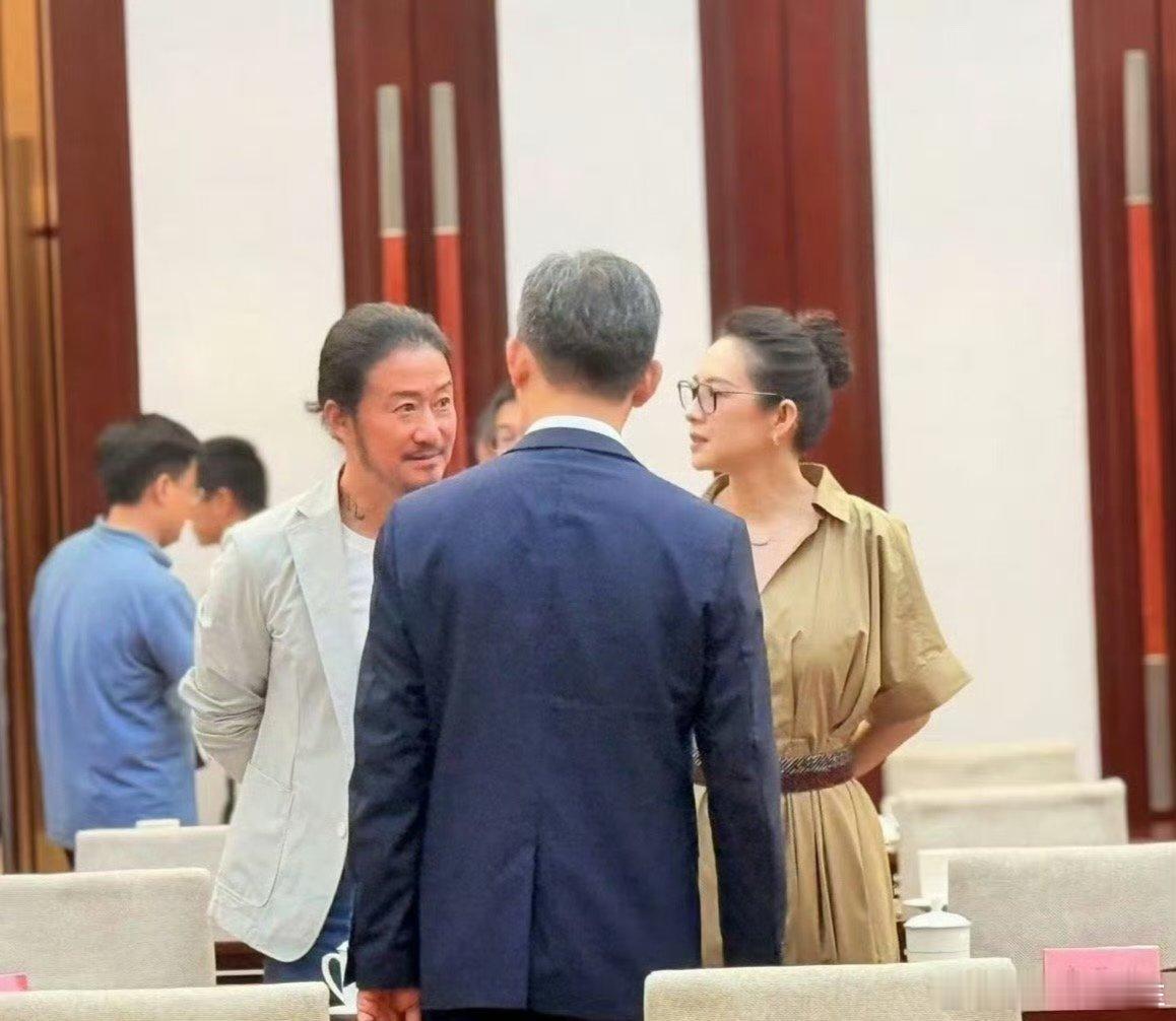 央妈镜头下的章子怡吴京国际章依旧风情，吴京 老态龙钟？  ​​​