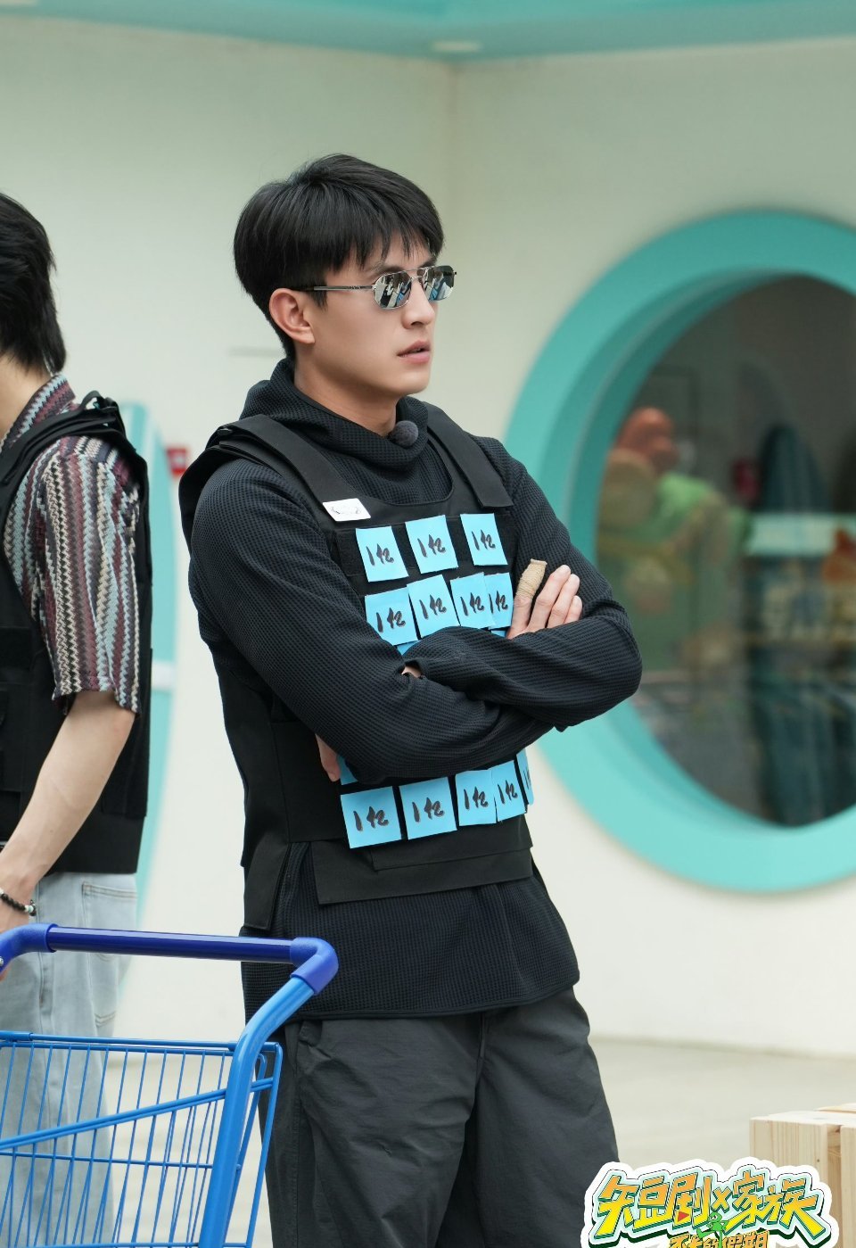 熬过一周五天忙碌，最期待的周五限定惊喜终于来啦！今晚21:10锁定《短剧X家族》