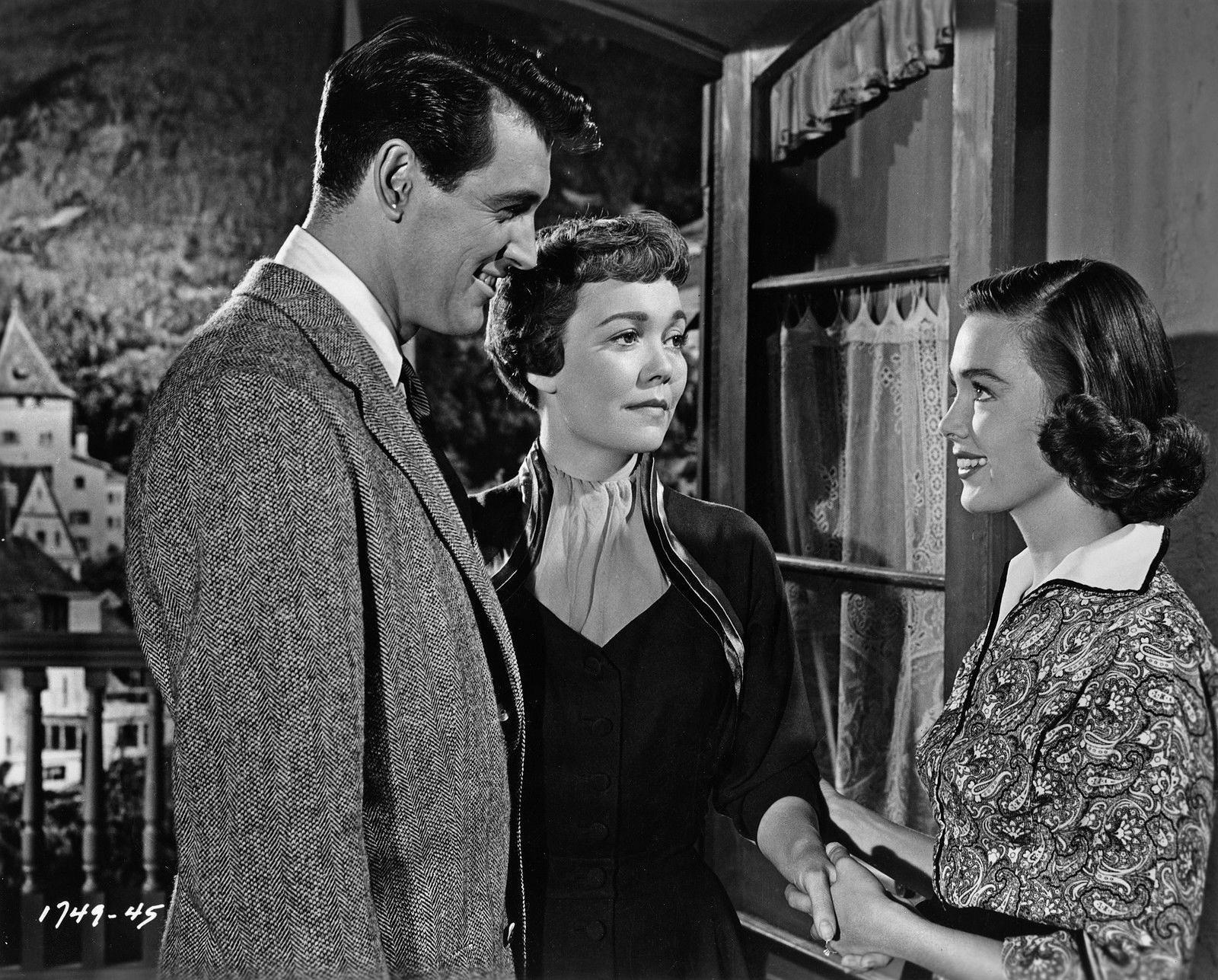 罗克·赫德森 出演电影代表作中的剧照选按上映时间排序，图1~9分别为：《天老地荒