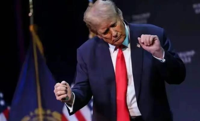 特朗普今日（13）在社交平台上发长达千字的文章，其中有一段是这么写的：“我们6个