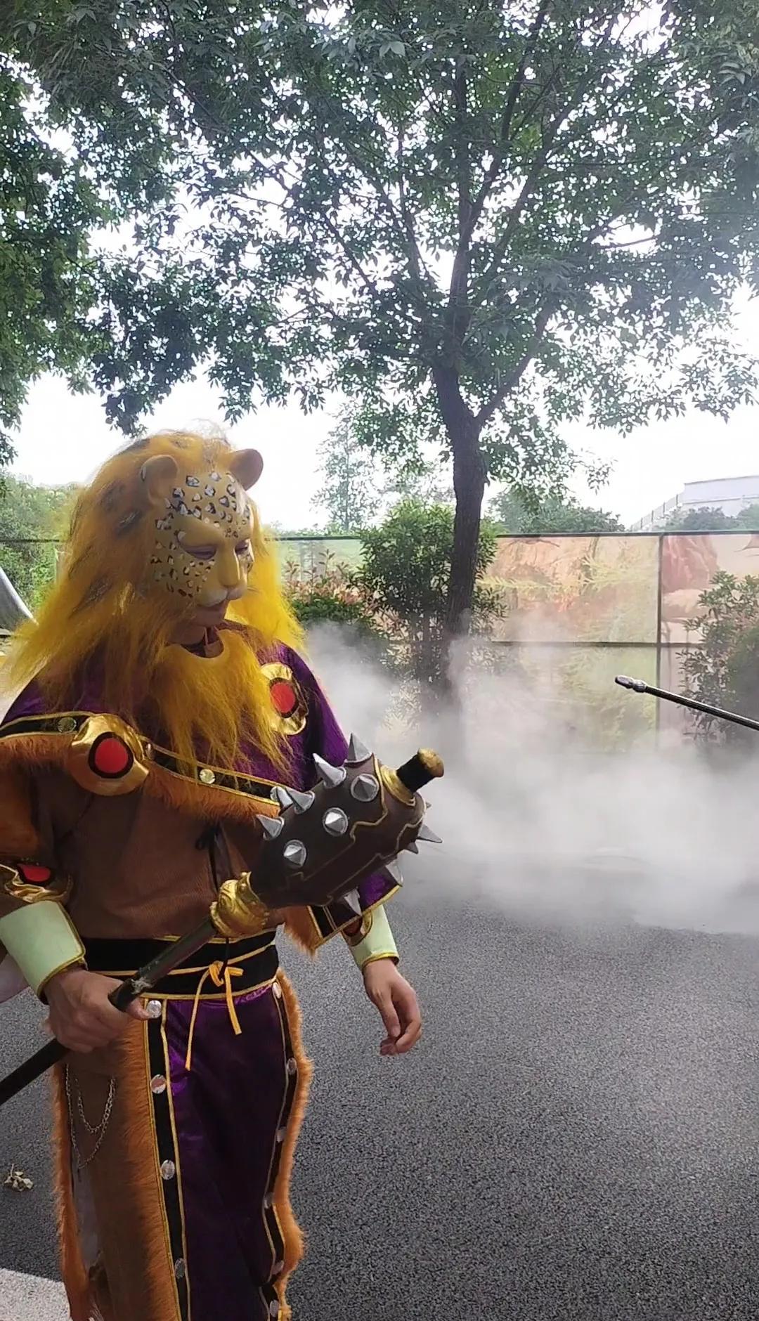 86版《西游记》开播36年，居然还有人问为啥不用真猴子？
这脑洞比导演杨洁当年的