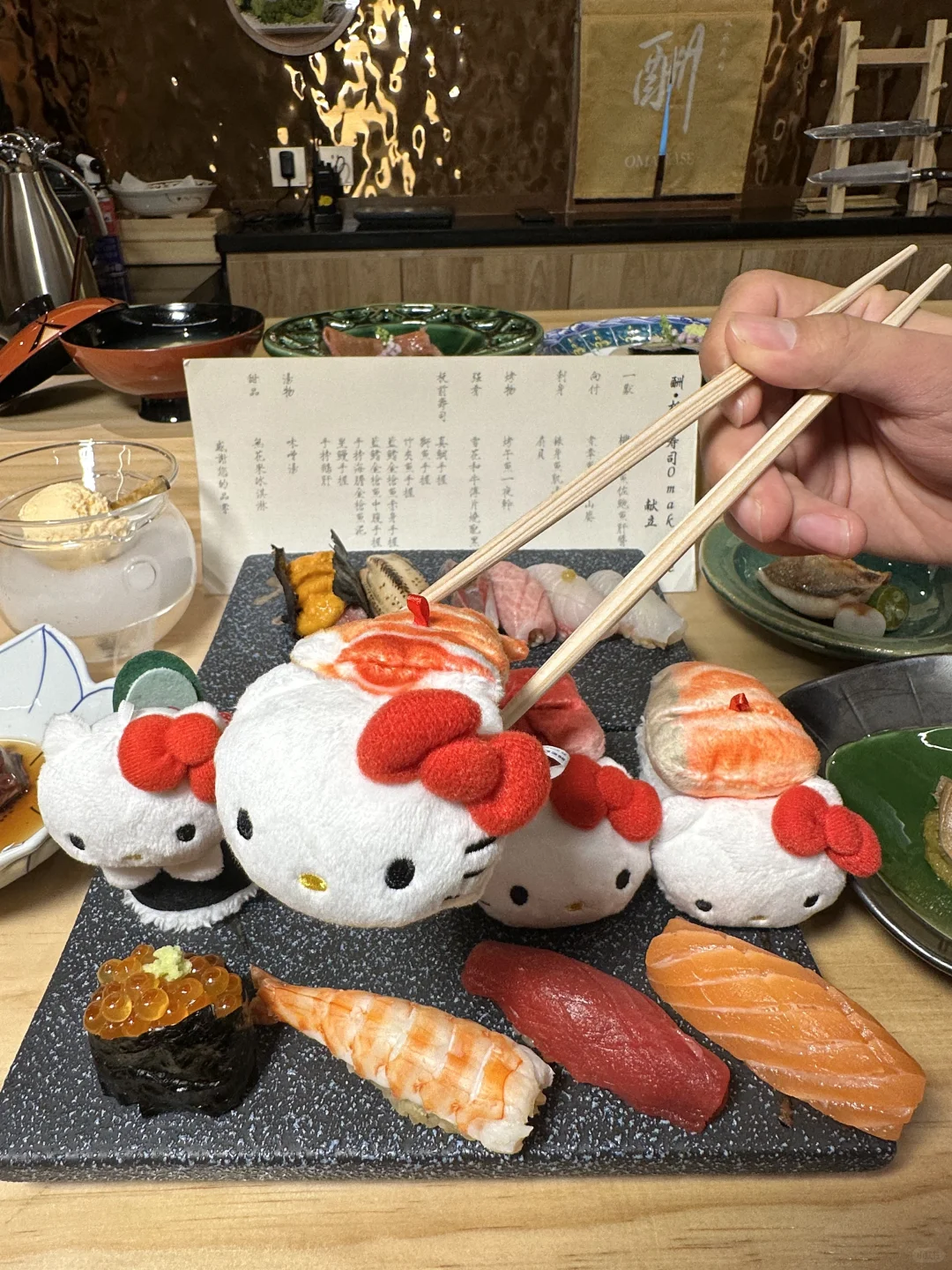 北京三里屯！！！hellokitty寿司🍣好可爱！！！