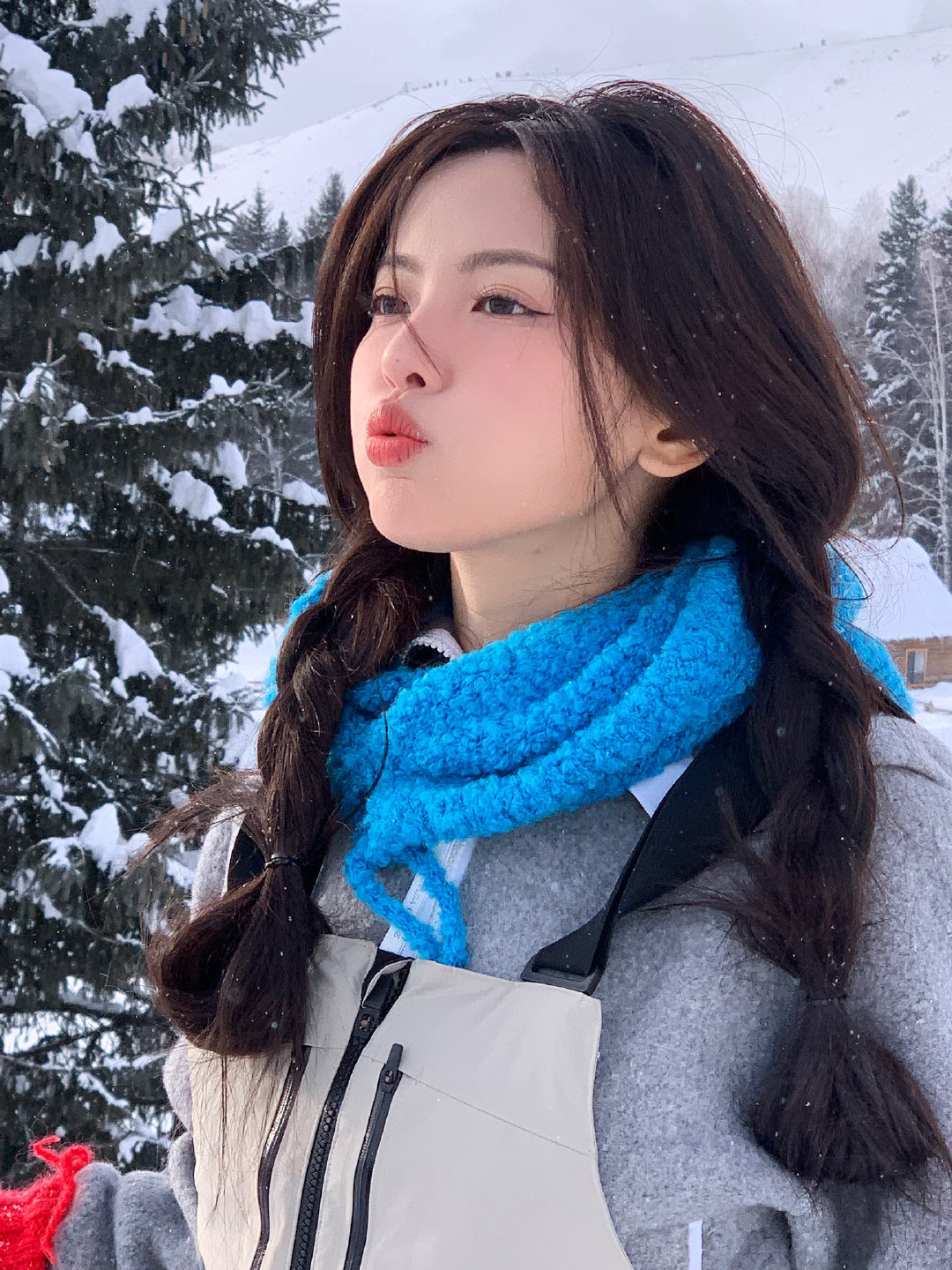 冬日精灵🧚🏻‍♀️感谢杨超越送来了第一批冬日美图 ​​​