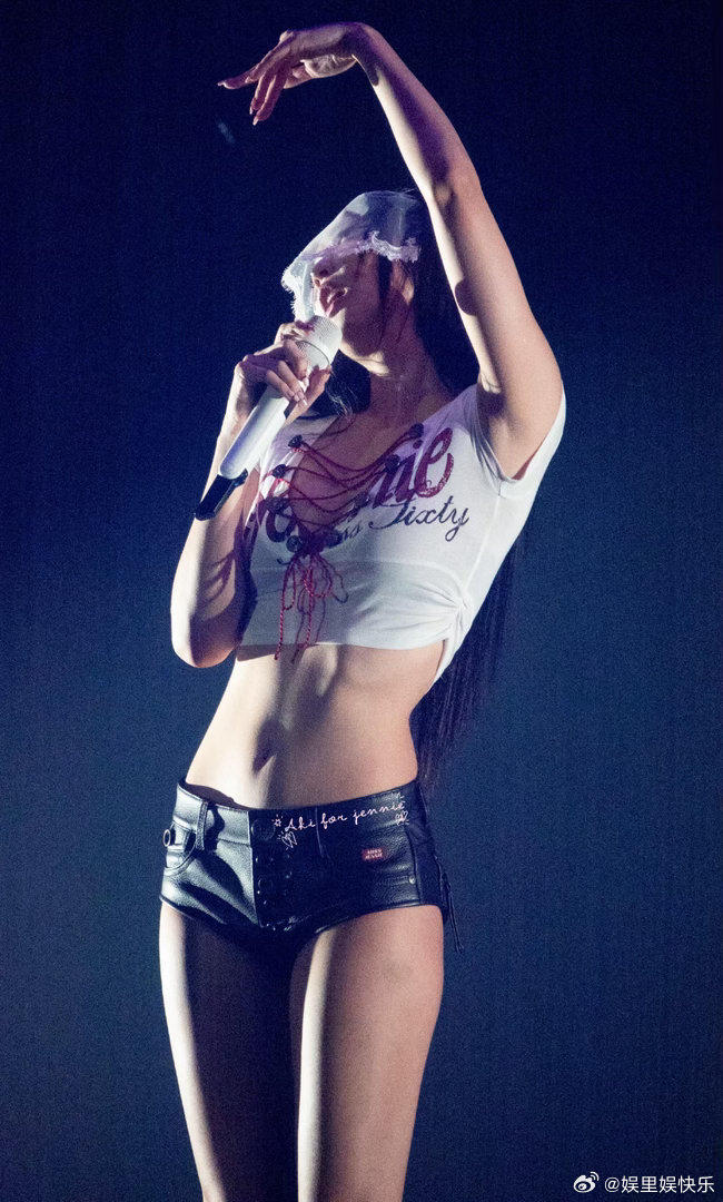 jennie头纱造型jennie面纱造型JENNIE 美神降临 通通闪开JENN