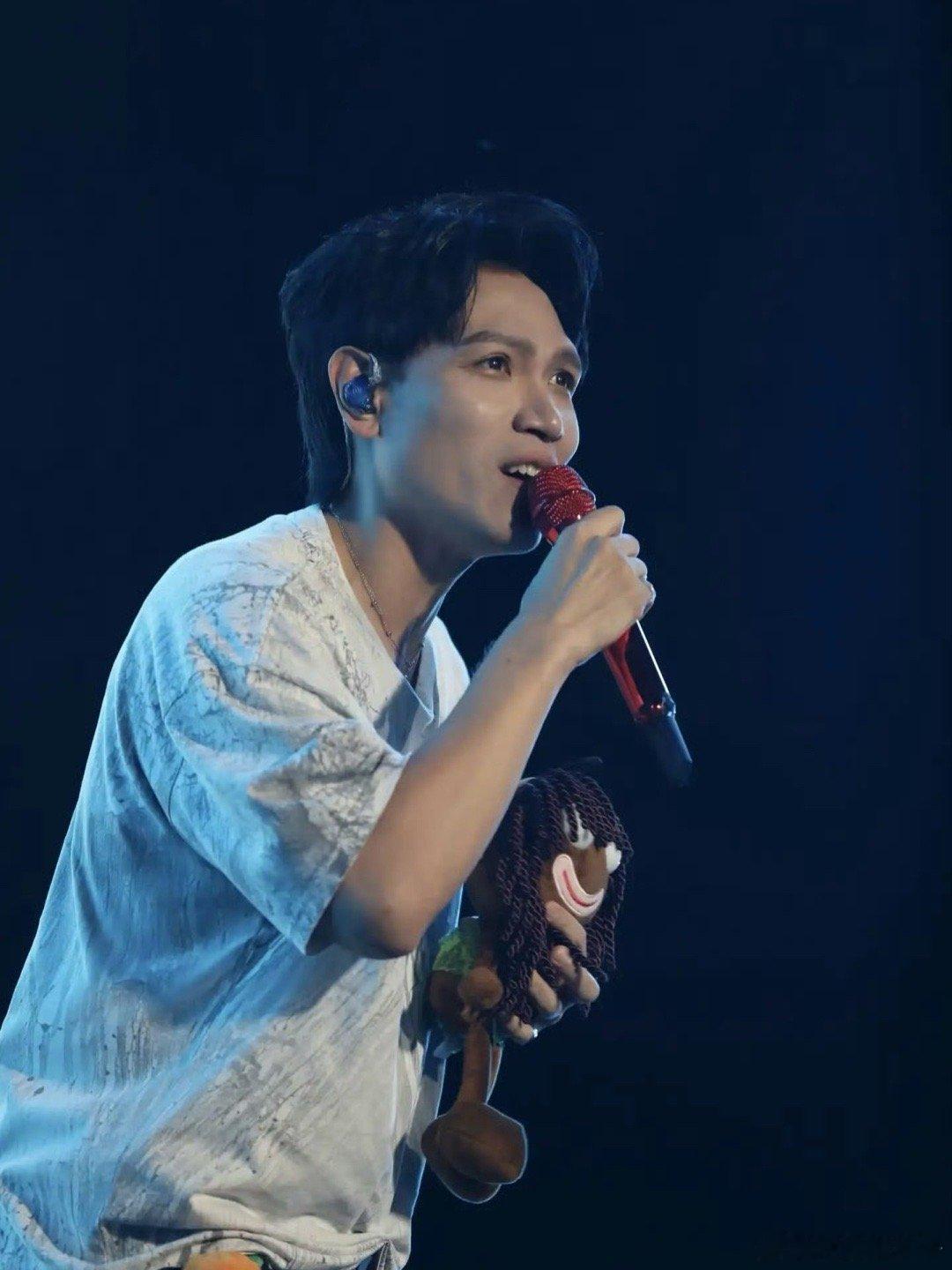 身正不怕影子斜 支持杨宗纬维权 