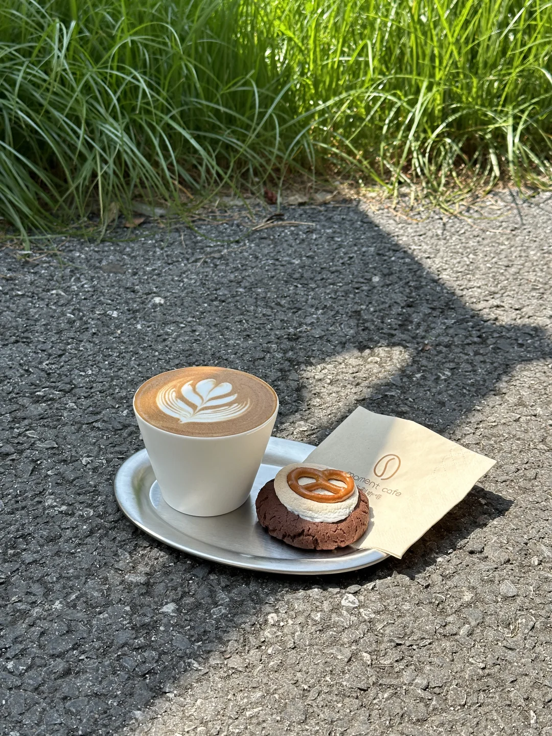 好天气正适合喝咖啡☕️