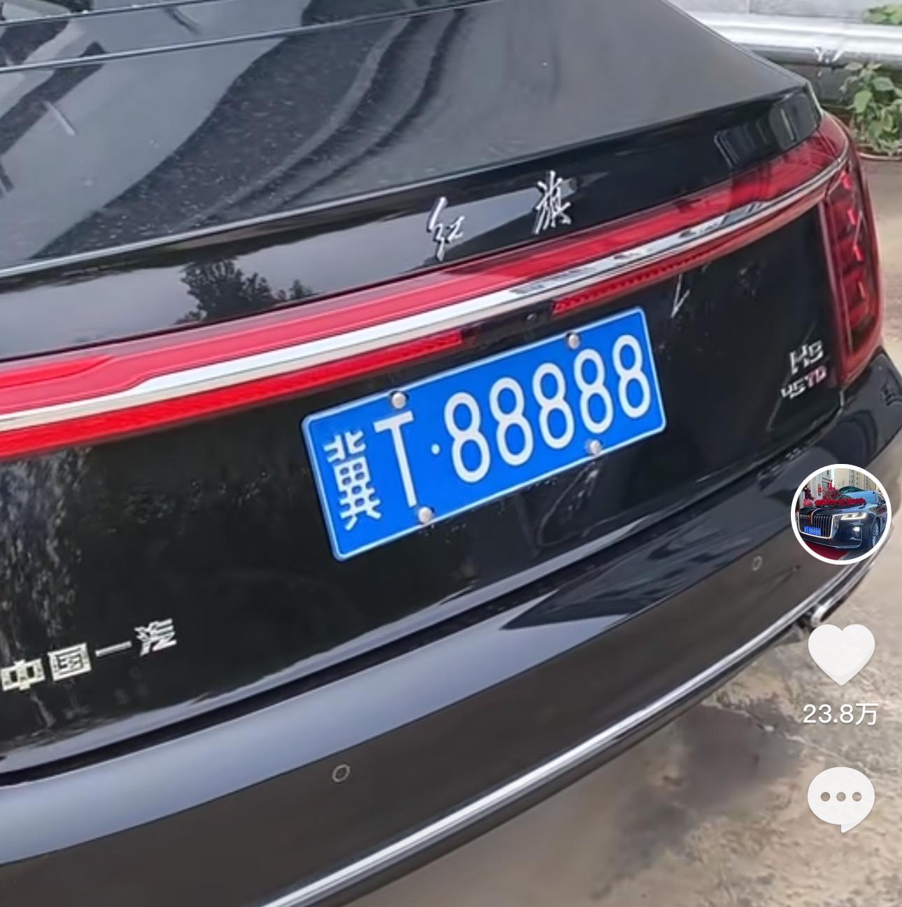 用冀 T 好几个 8 当开路车，后面跟个问界 M9 当头车，我那个白色 M5 当