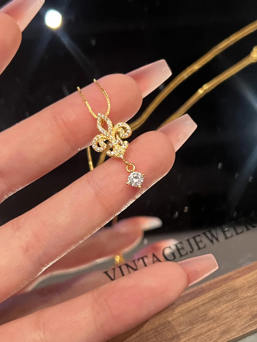 贵气感🥂是金色鸢尾诶⚜️