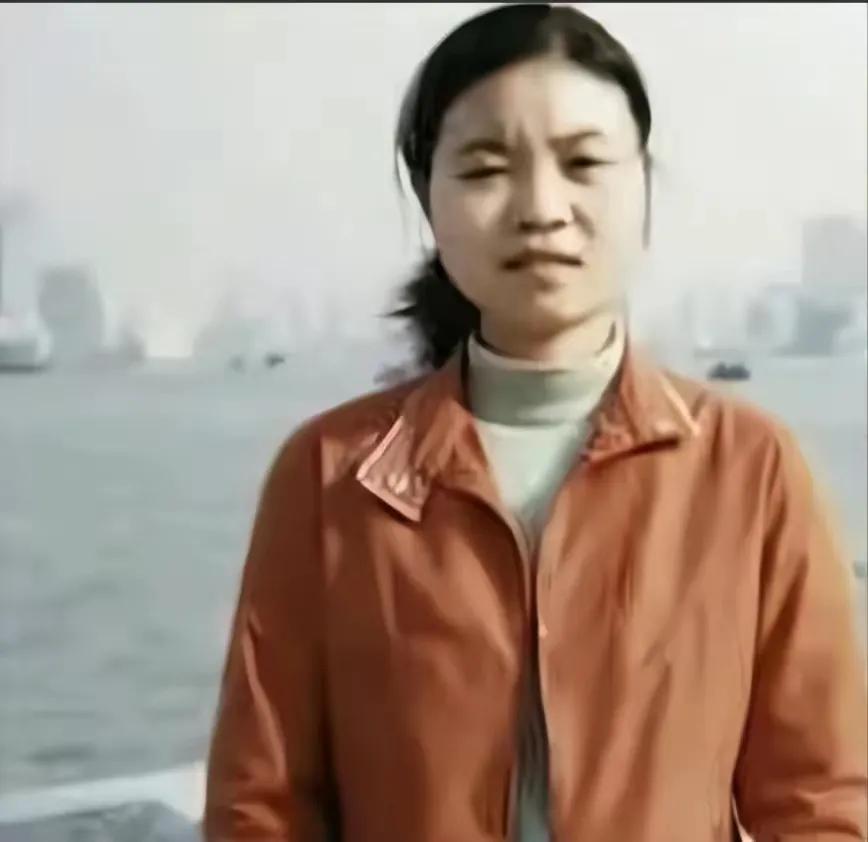杨元元，一个让人窒息的故事！

第一，  上帝一次次为她打开窗，她却一次次关上！