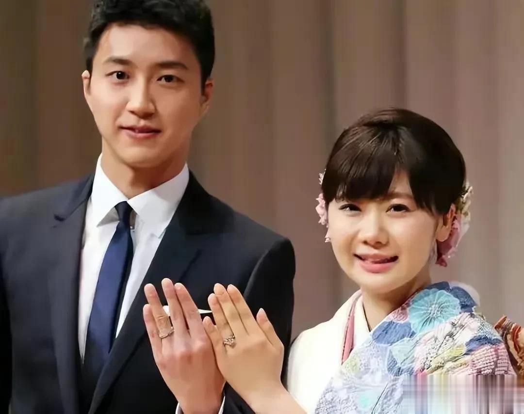 国内很多网友真的没有是非观念，首先福原爱婚内出轨，毫无疑问，她是过错的一方；其次