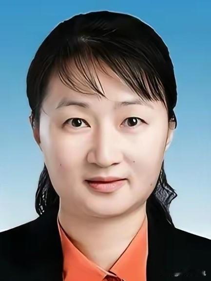 就在刚刚，界面快讯传来消息，原贞丰县委书记，涂妍被查了。
​​说起贵州这位女干部