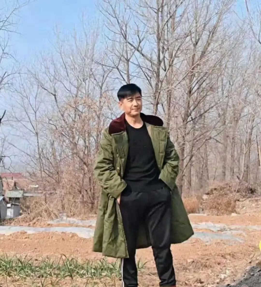 万万没想到这么大个明星回到村里这么土 ​​​