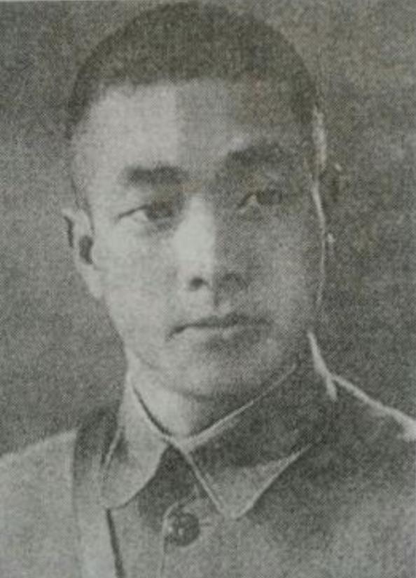 1947年，国军军长听说自己的儿子被当成共产党抓了起来，气坏了：“我在前线和共产