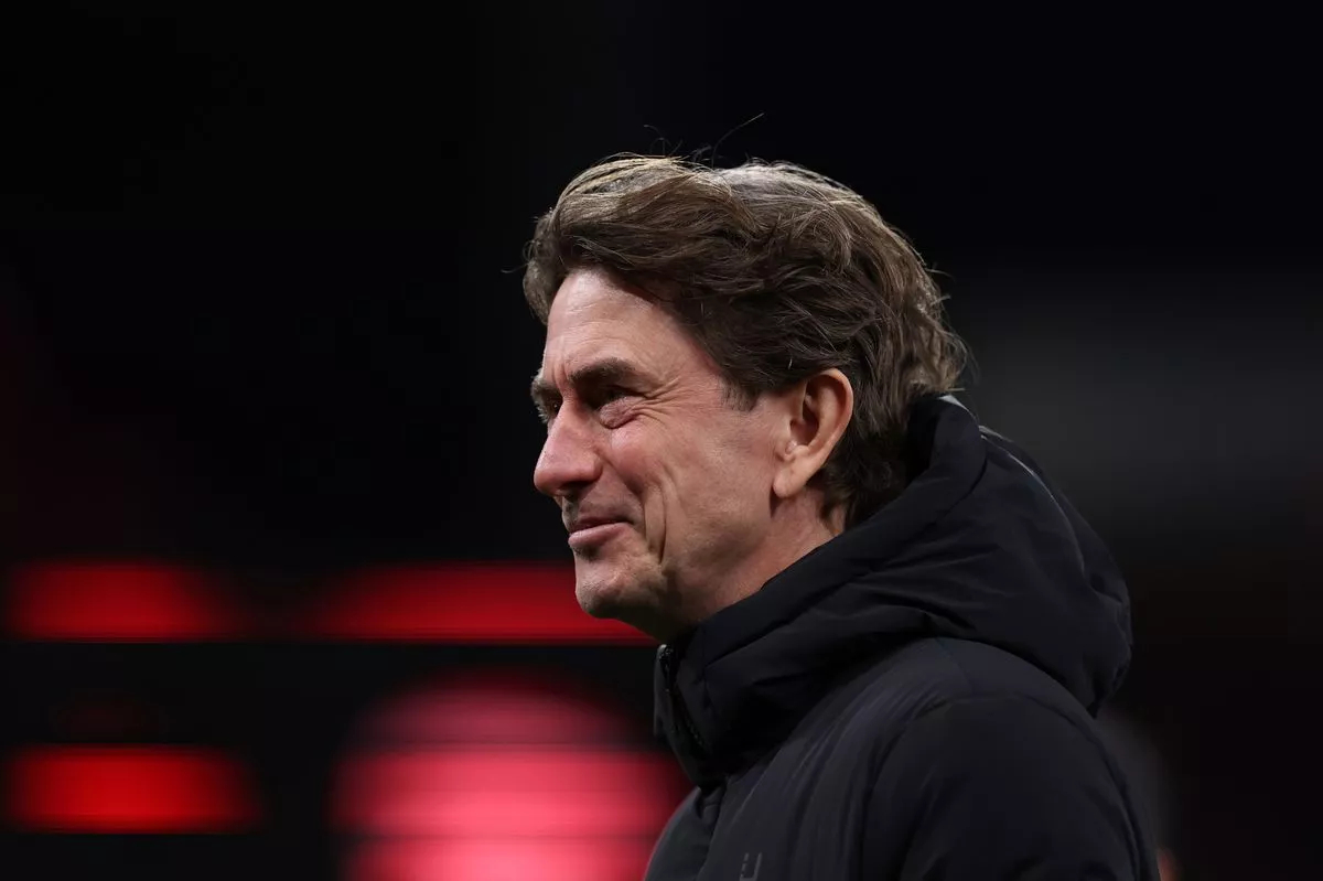 📰 跟队记者Alasdair Gold专栏节选……弗兰克本周四在热刺训练基地举