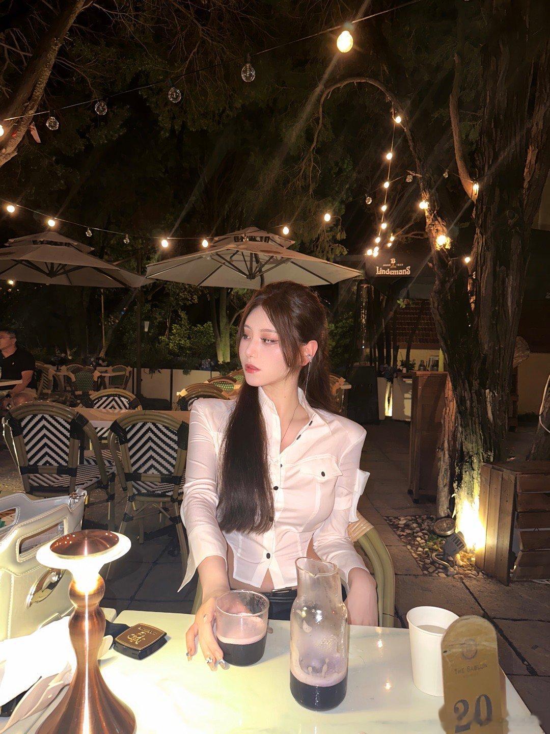 还在熬夜 ​​​